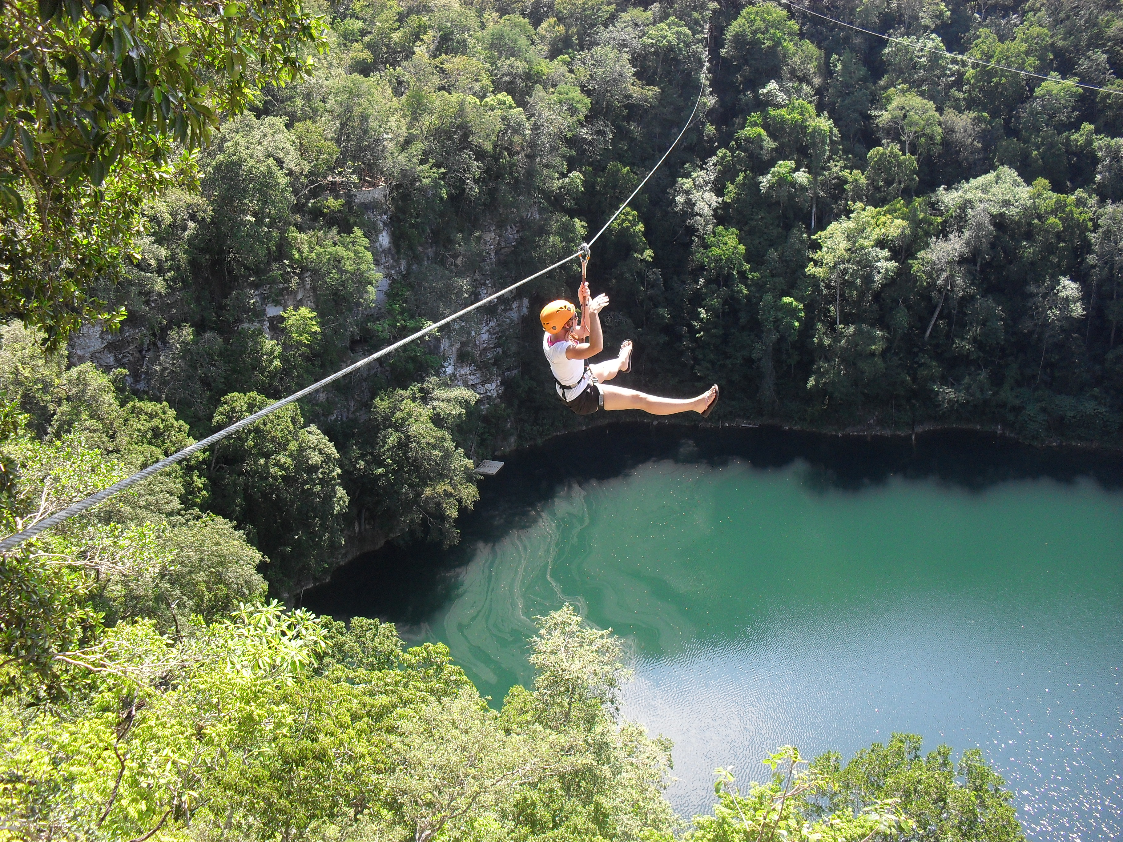 El Cenote Azul de Miguel Colorado te sorprenderá.
