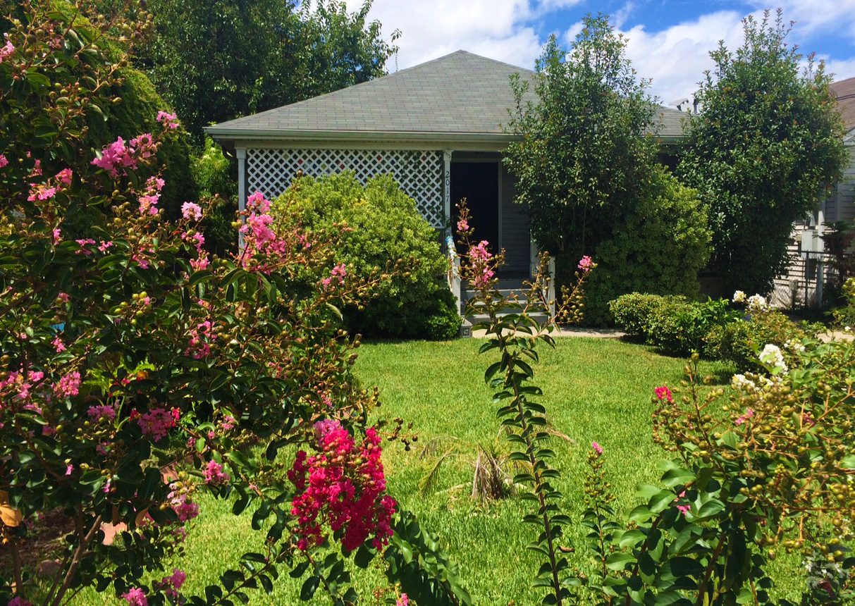 Adorable 2br Uptown Cottage in Central City, New Orleans