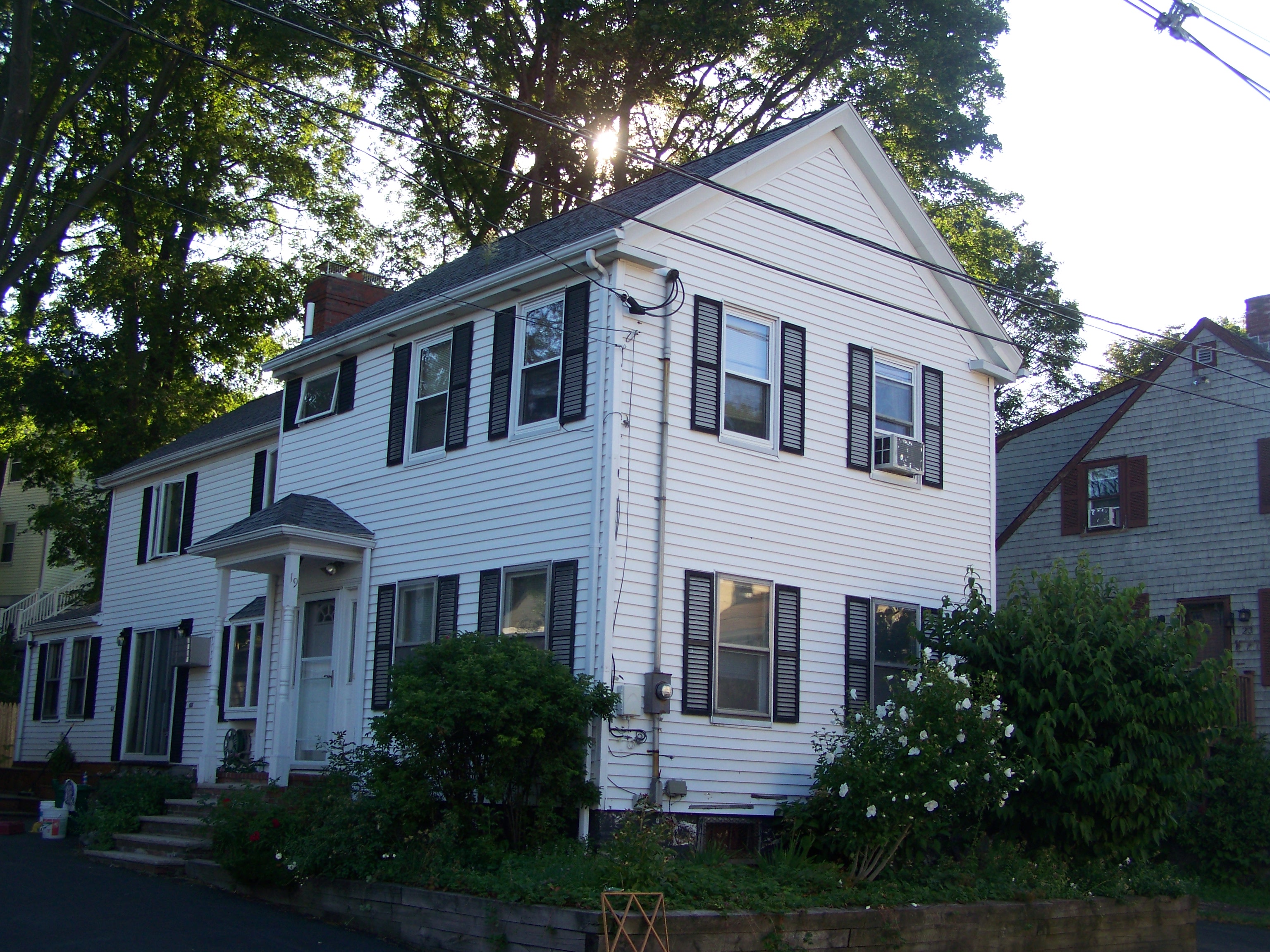 Gallows Hill Room near North Shore Medical Center Houses for Rent in