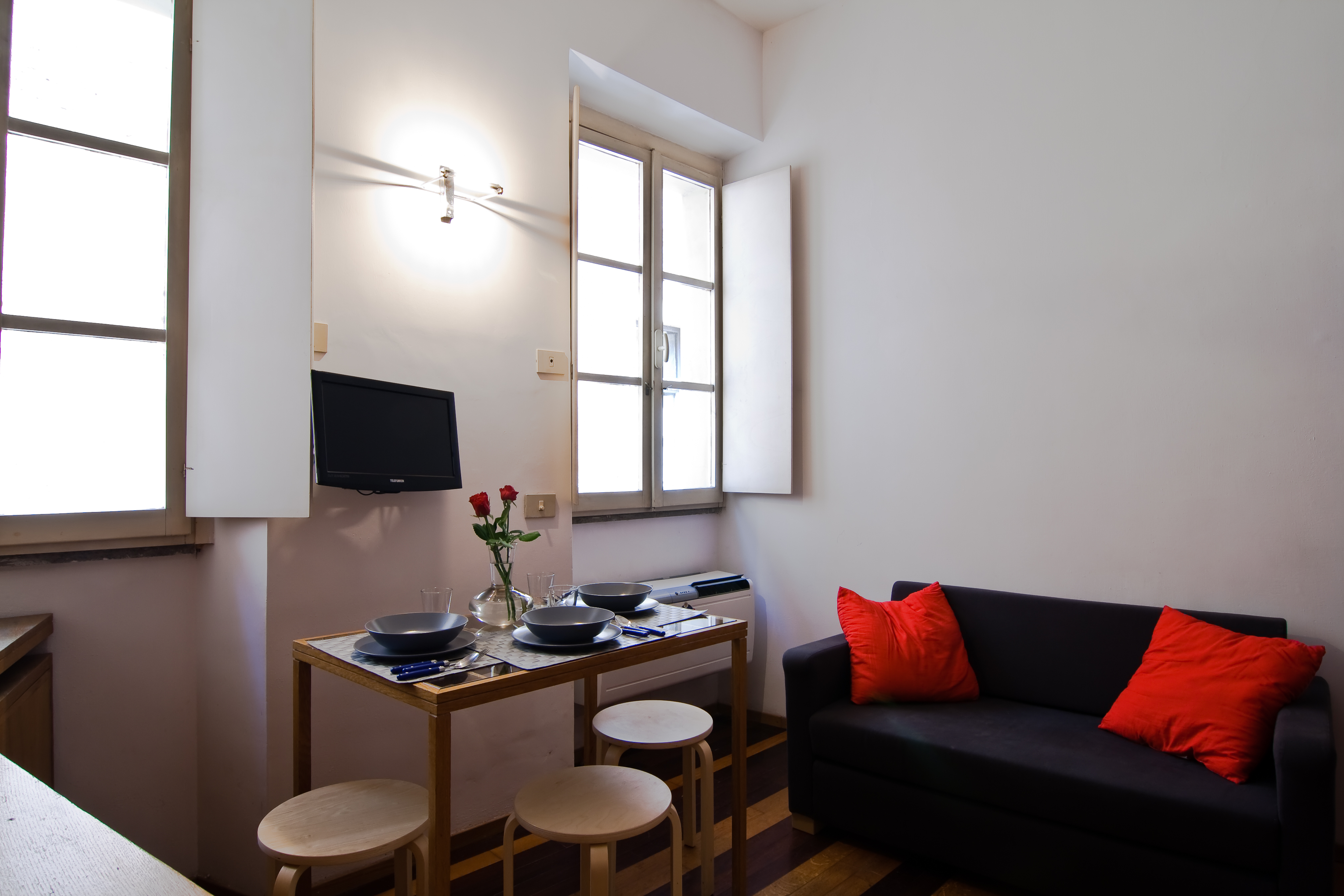 Charming Studio in Trevi Fountain in I Centro Storico, Rome