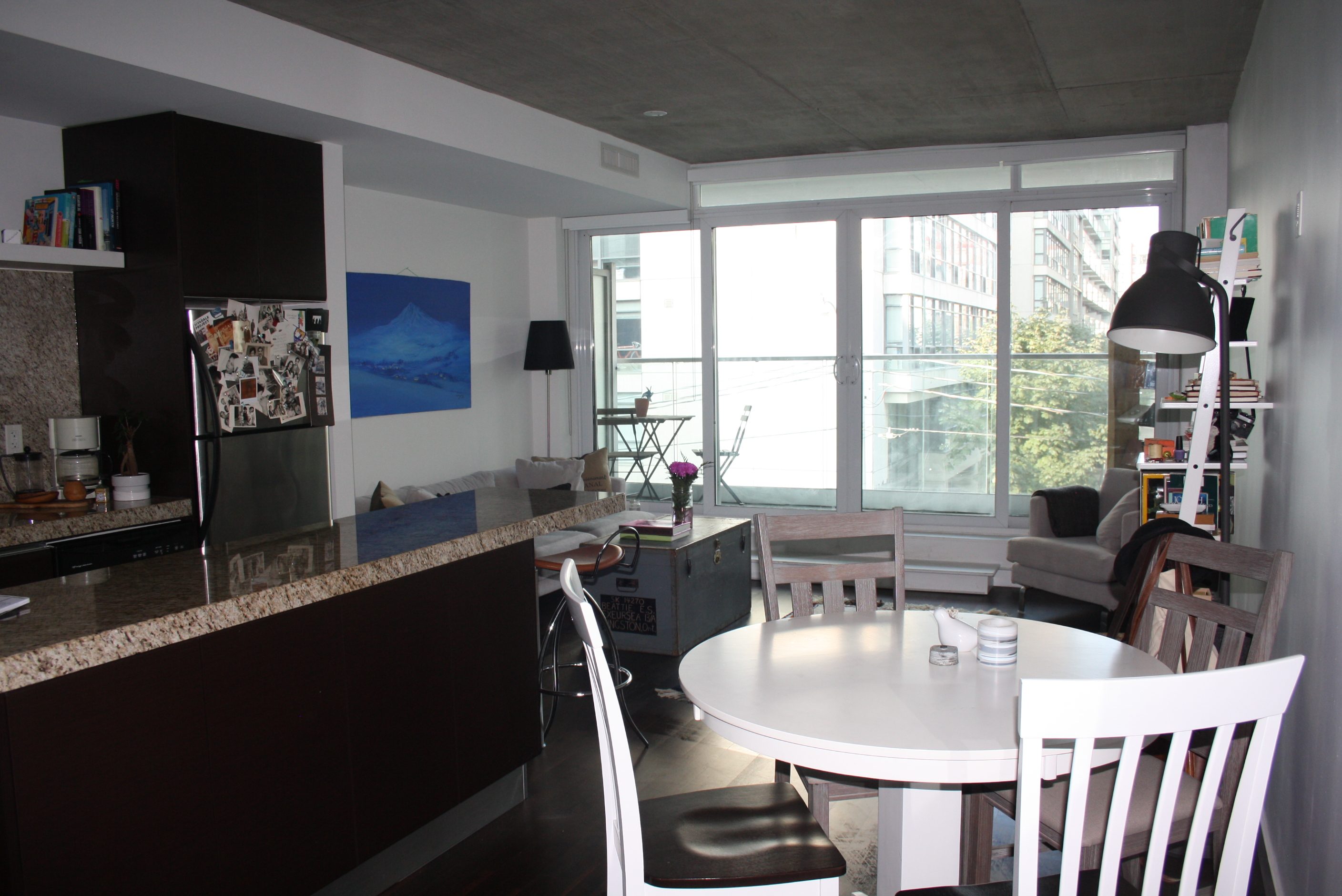 Spacious Loft in Historic King West in Waterfront Communities-The Island, Toronto