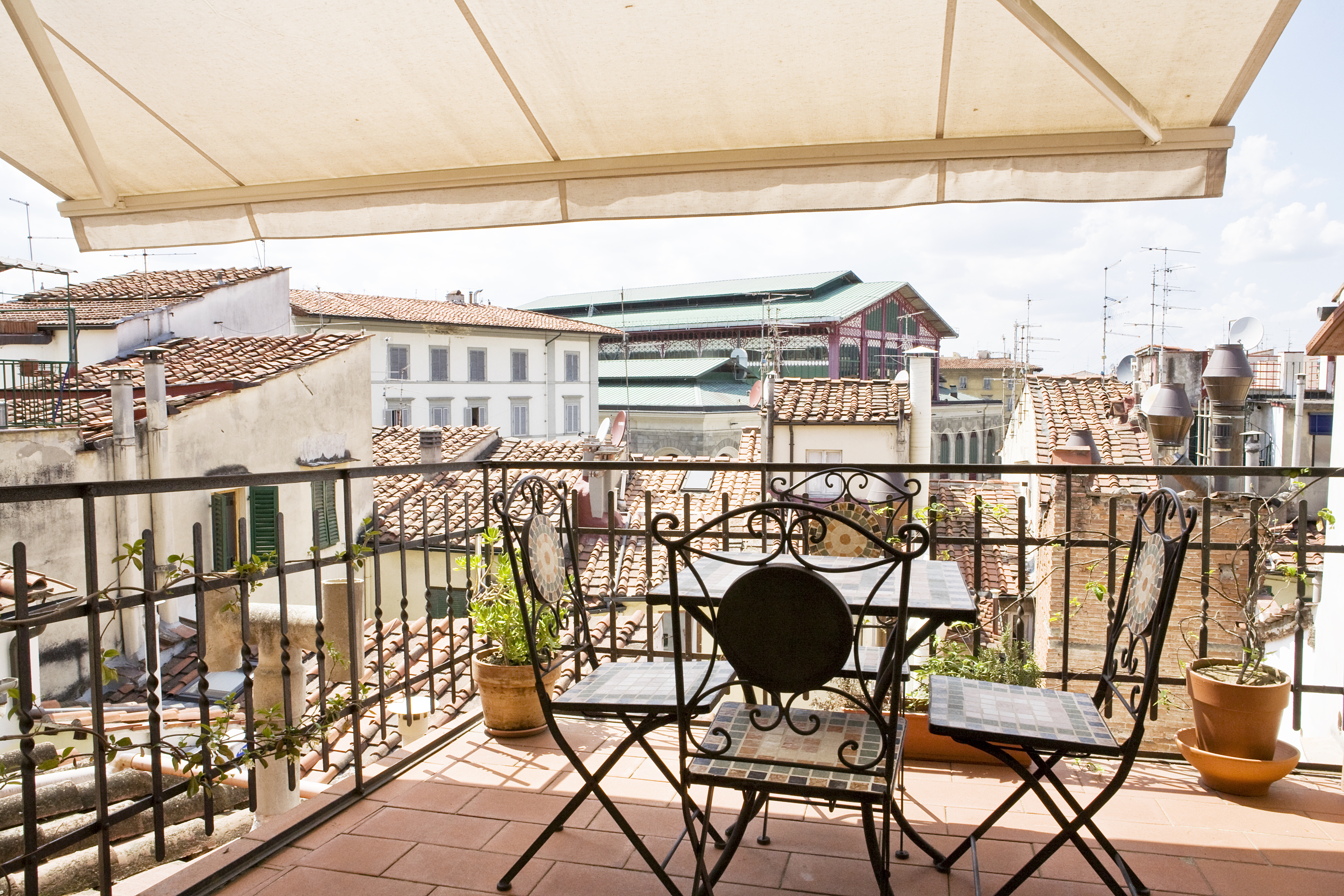 Giotto Central Florence apartment with Terrace in Centro Storico, Florence