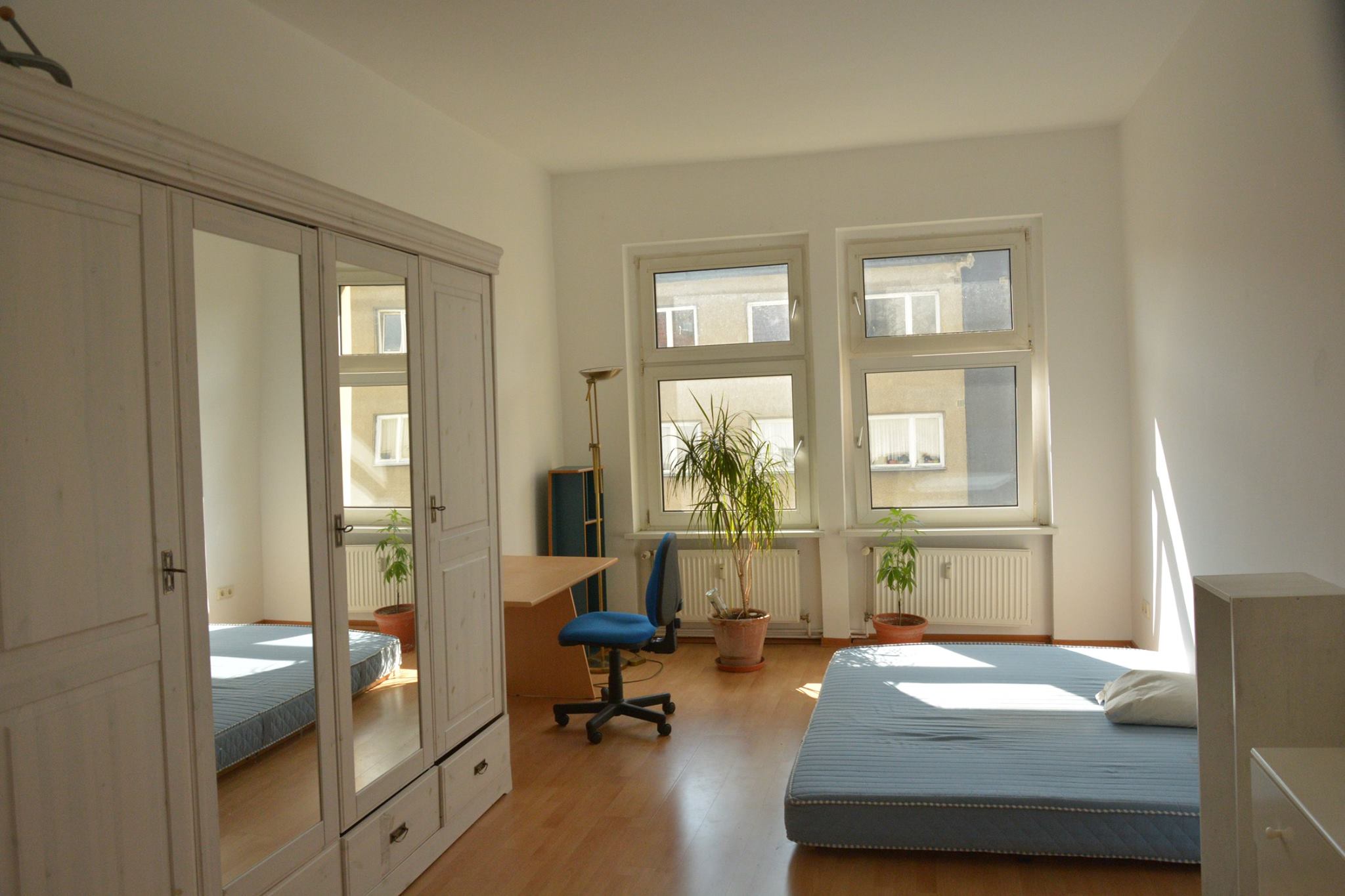 Big and cosy room in Neukölln in Rixdorf, Berlin