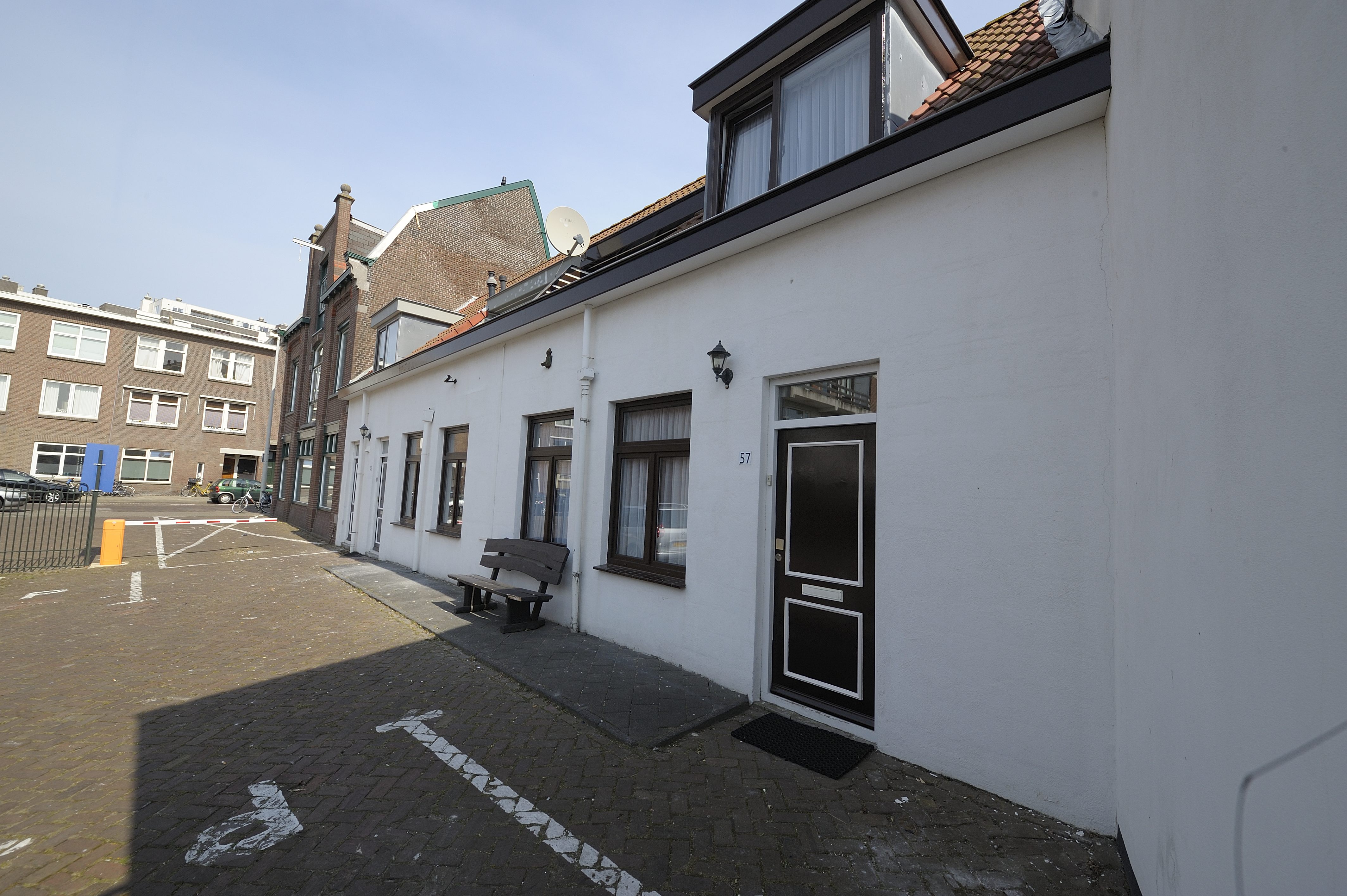 Fisherman's house in Scheveningen — The Hague stay