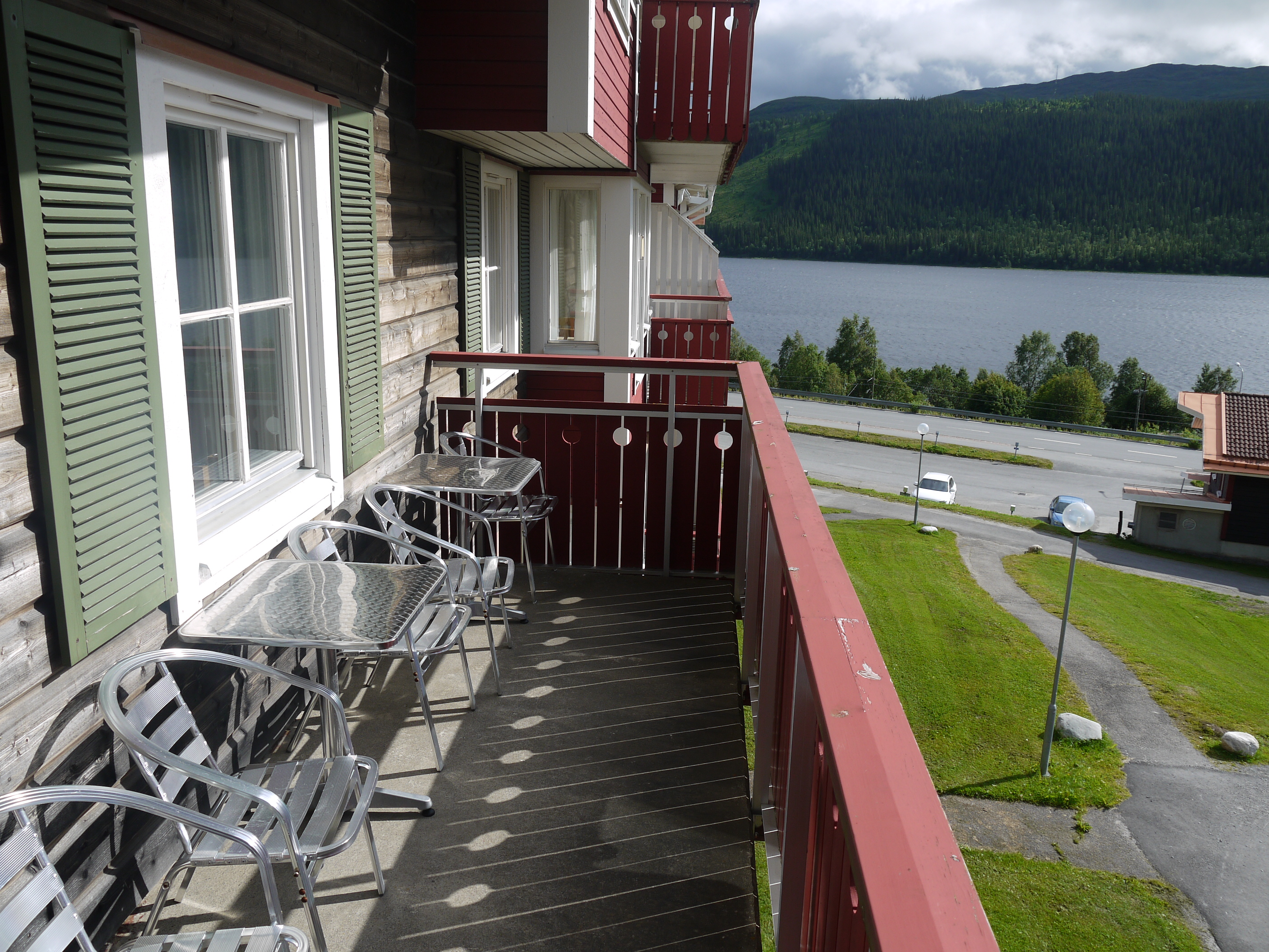 Newly renovated near VM8, weekly.