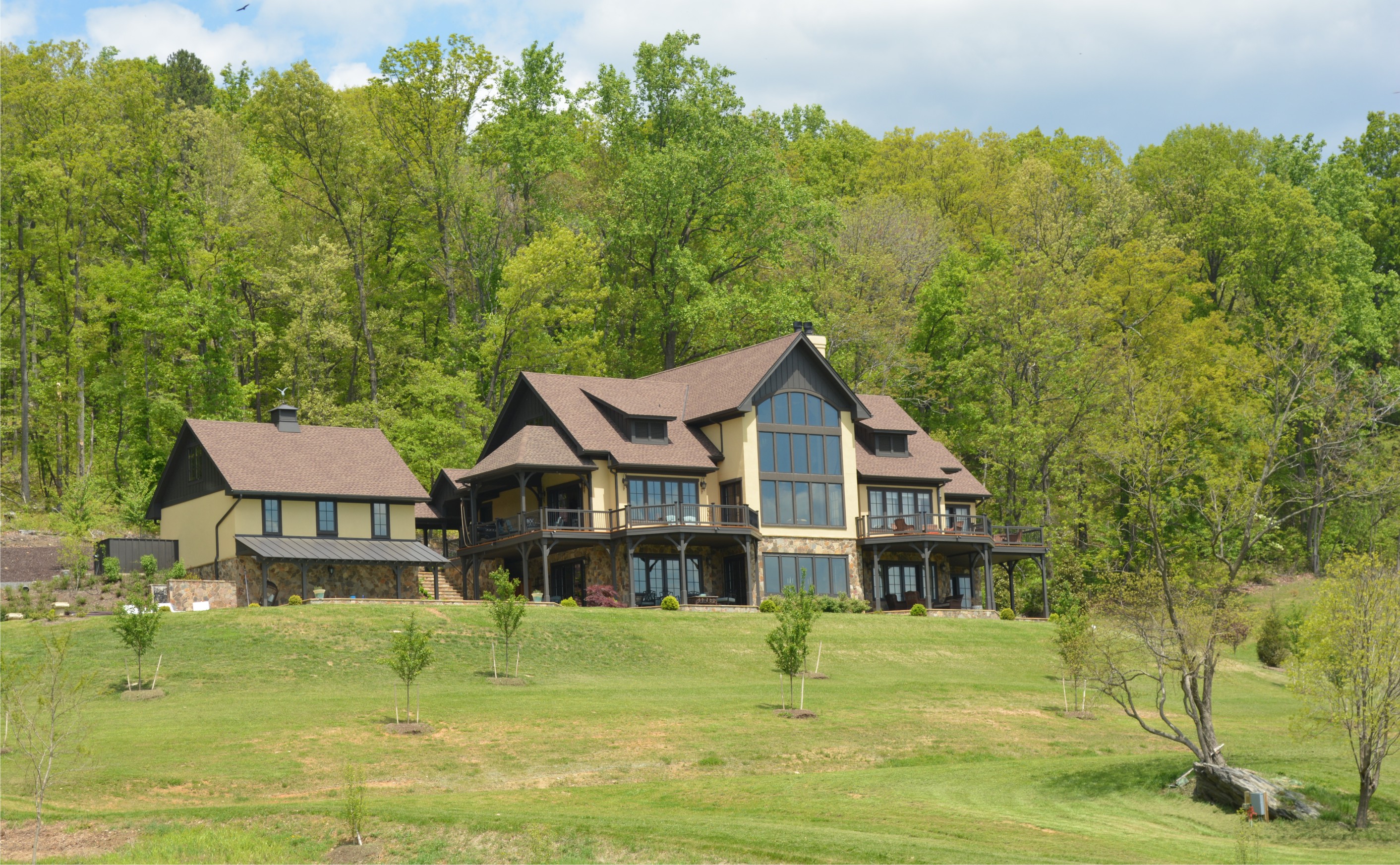 Mountain Estate w/ Pool/Hot tub Houses for Rent in Afton, Virginia