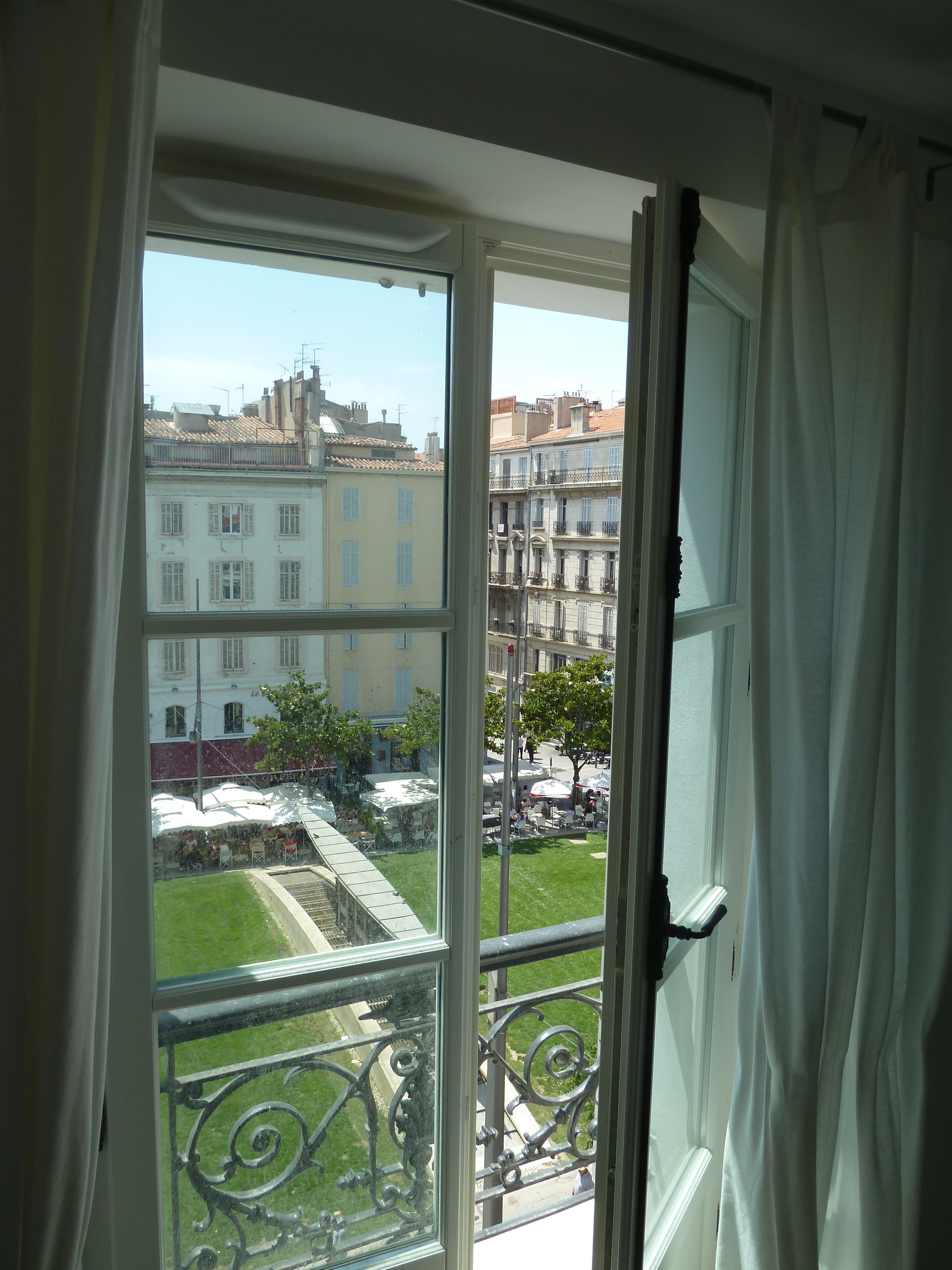 Ideal location in Marseille... Apartments for Rent in Marseille