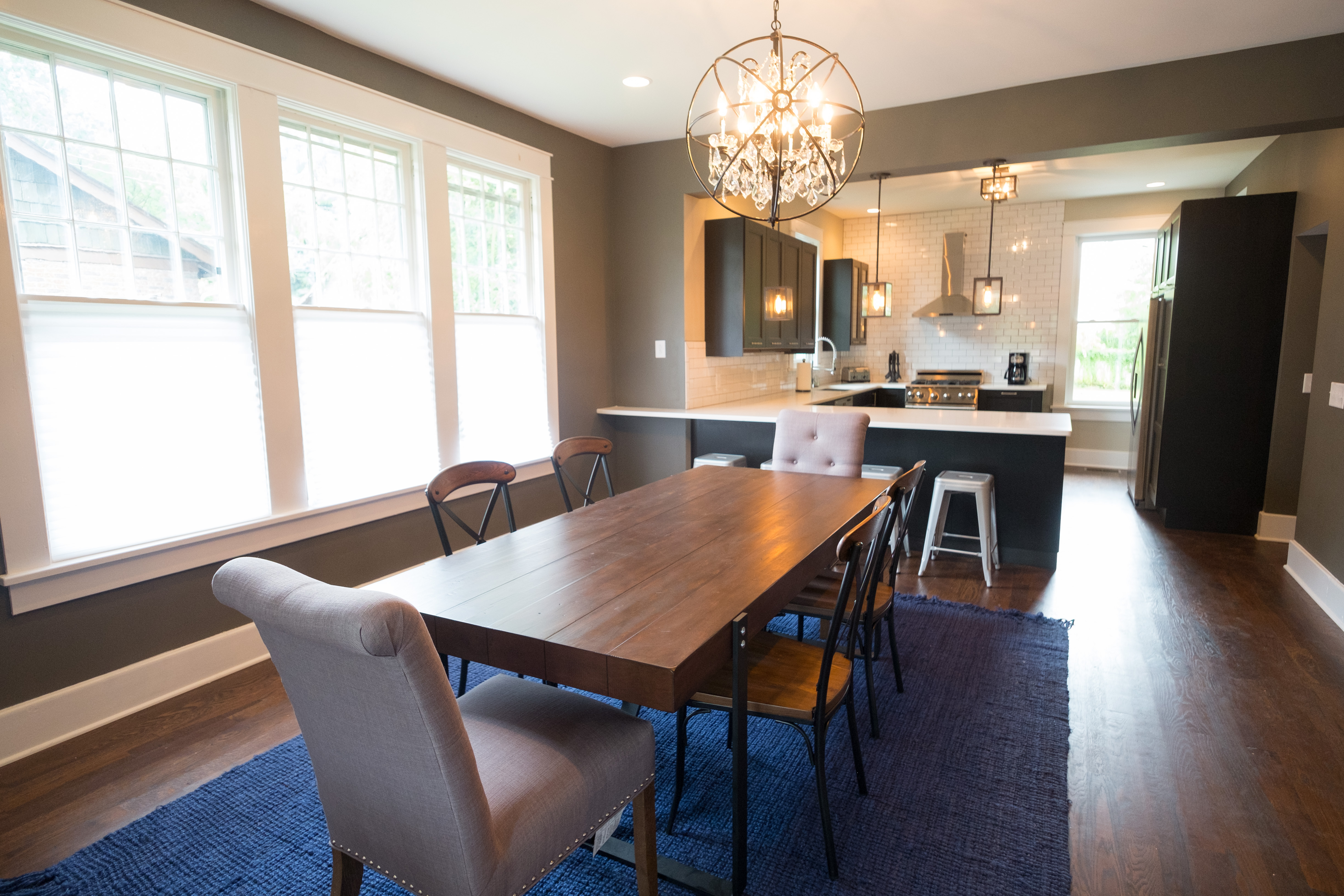 12 South Perfect for Big Groups Downtown Broadway in District 17, Nashville