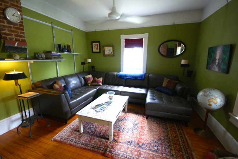Historic home, walk downtown, deck, we love dogs in 28801, Asheville
