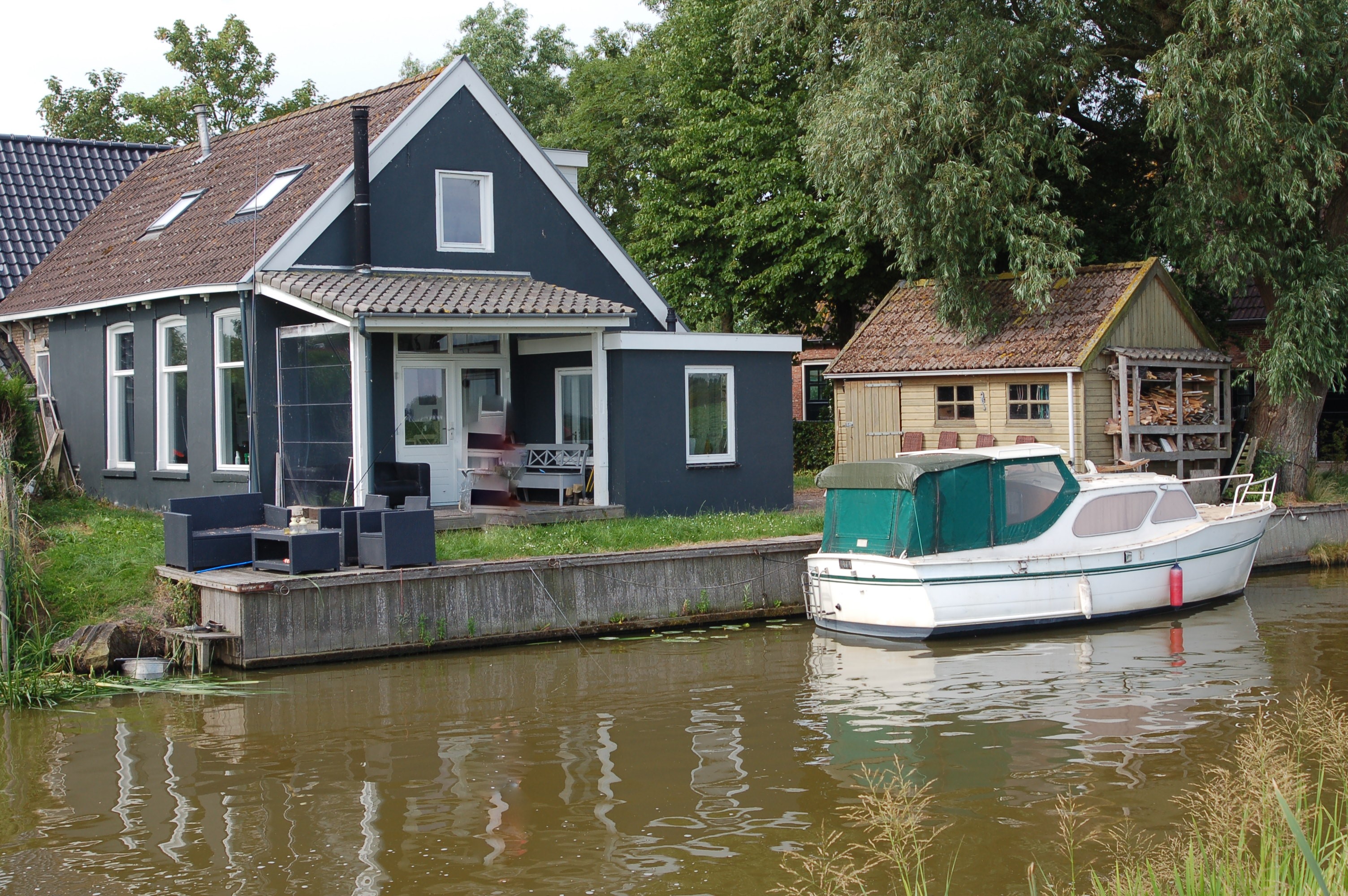 Gezellig huis direct aan het water - Huizen te Huur in Finkum, Friesland, Nederland