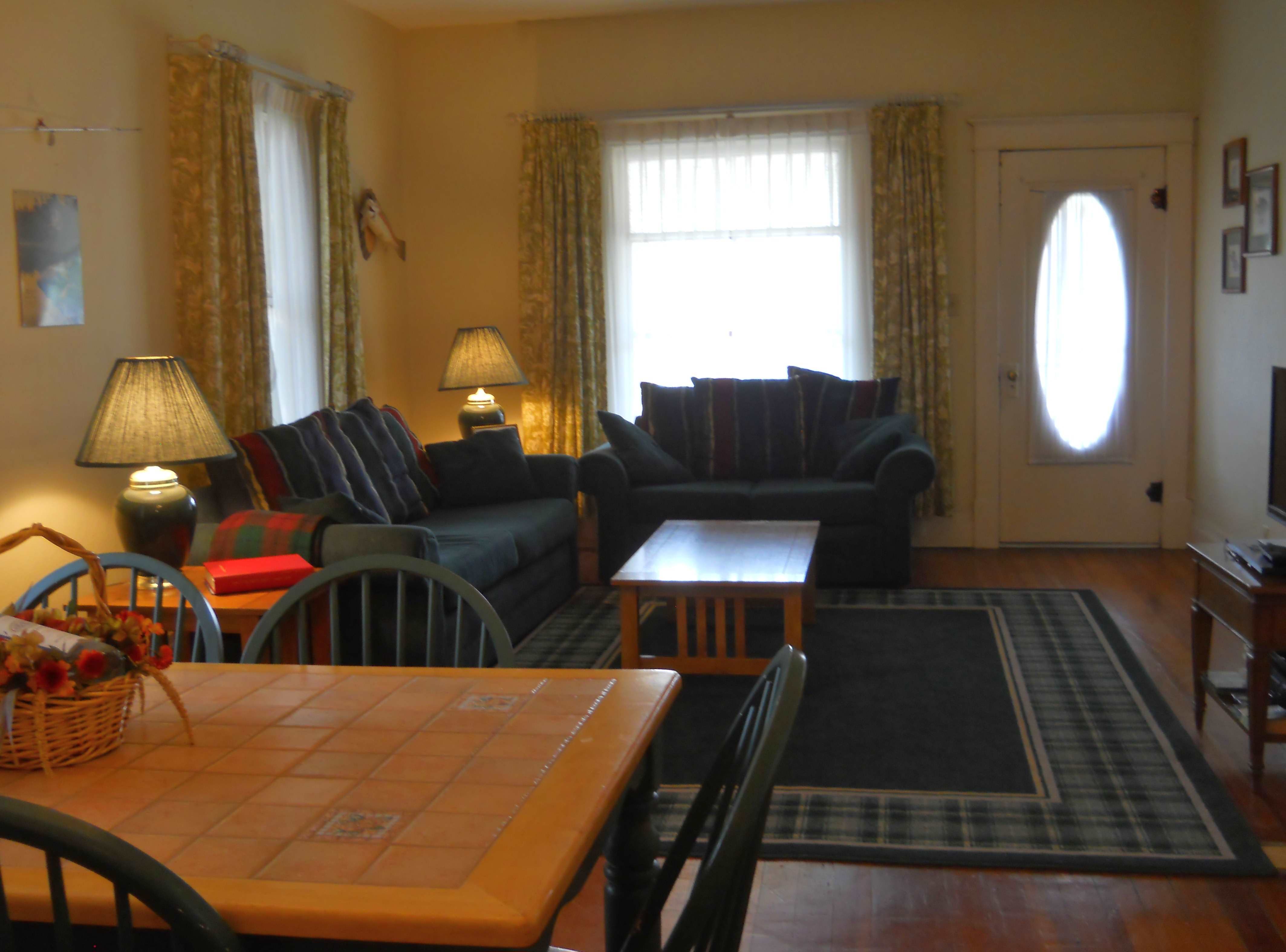 Platte Cottage Cottages for Rent in Platte, South Dakota, United