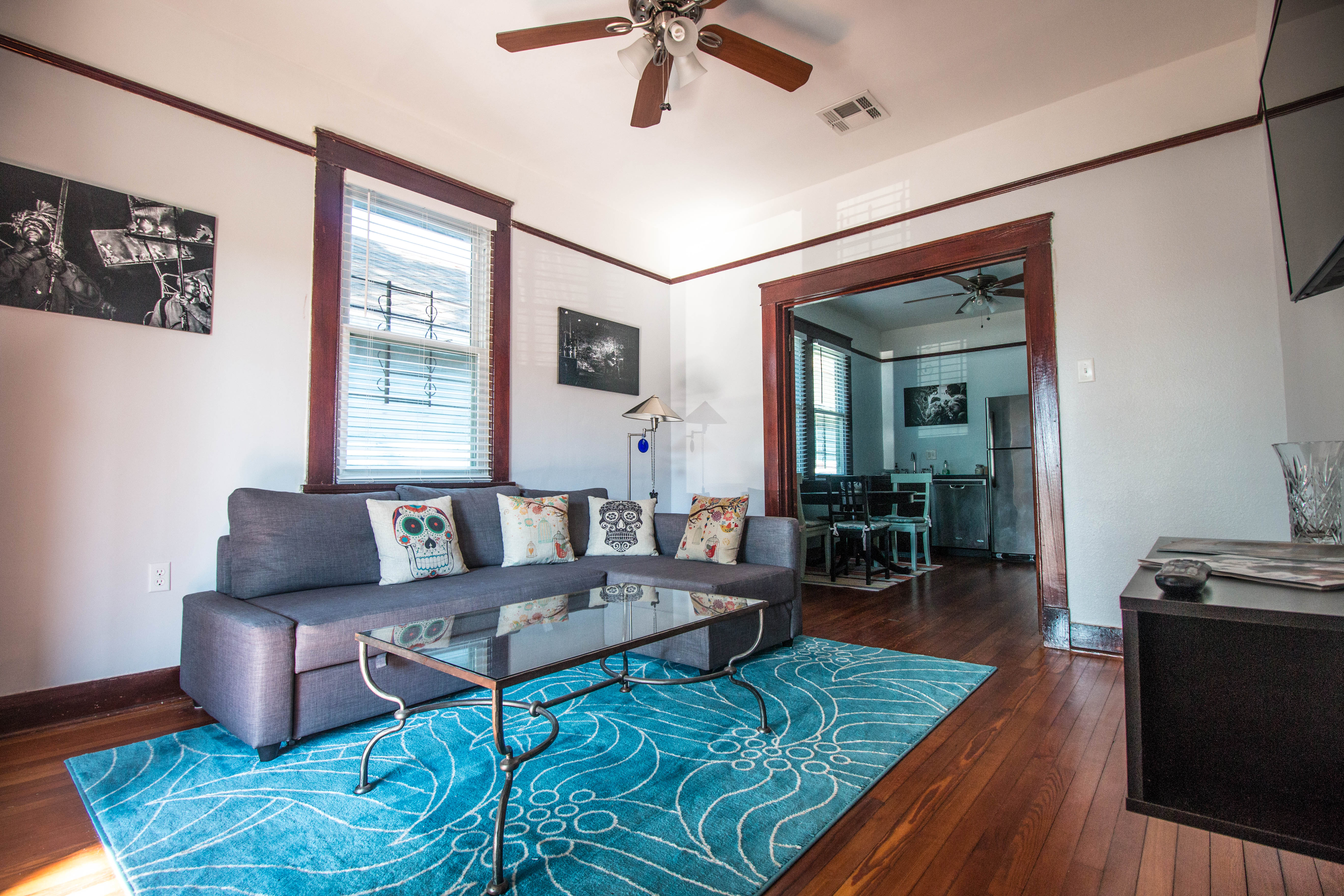 2 BR 1 BA Apartment off Oak Street in Leonidas, New Orleans