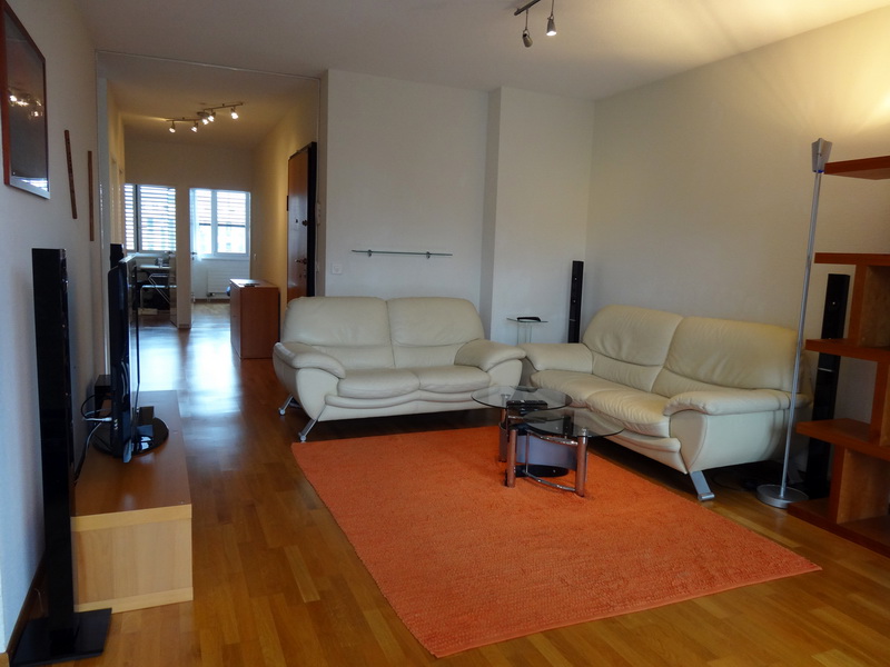 City central easy access hub, 100m2 in Commune de Genève, Geneva