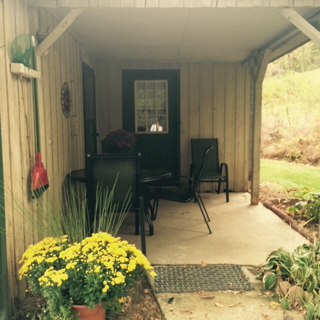 JAC Country Cabin Rentals Retreat Cabins for Rent in McKee, Kentucky
