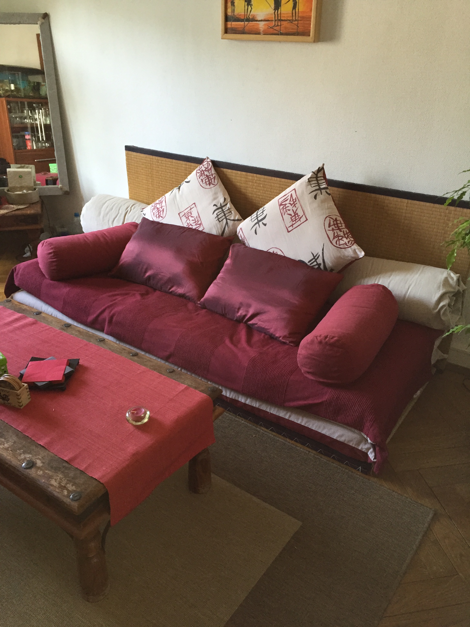 Lit futon au salon en centre ville in Commune de Genève, Geneva