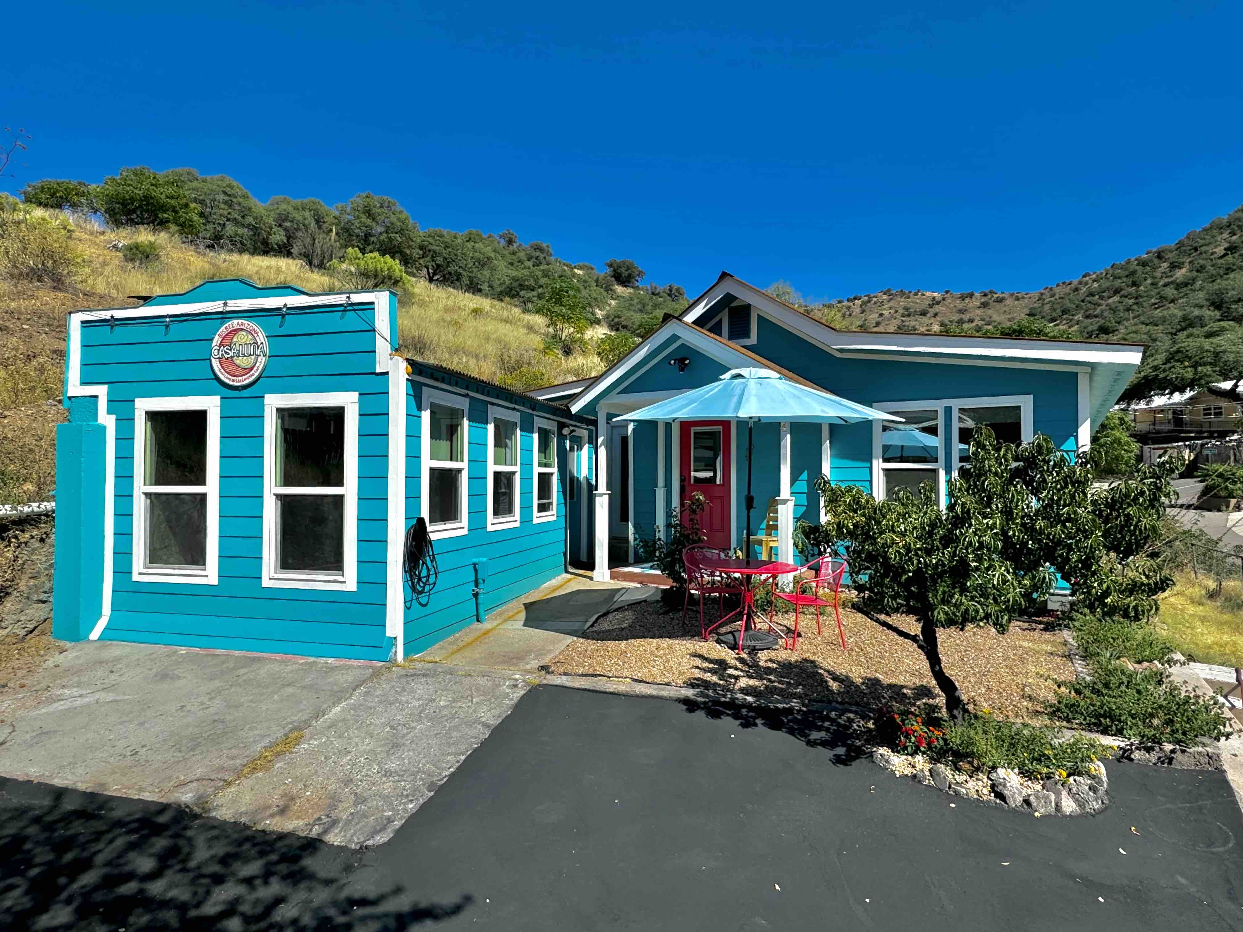 • Casa Luna • Peaceful Modern Home + Yoga Studio