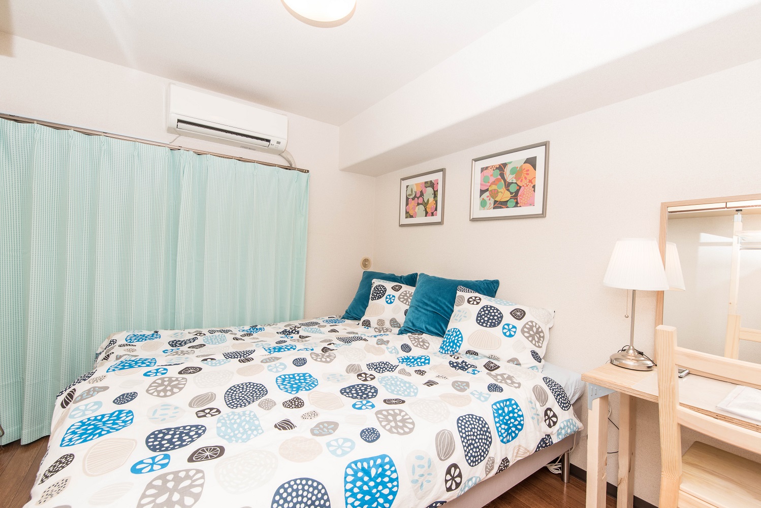 4-minute train ride from Ikebukuro.