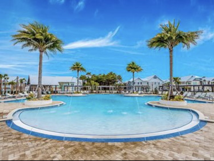 closest pool