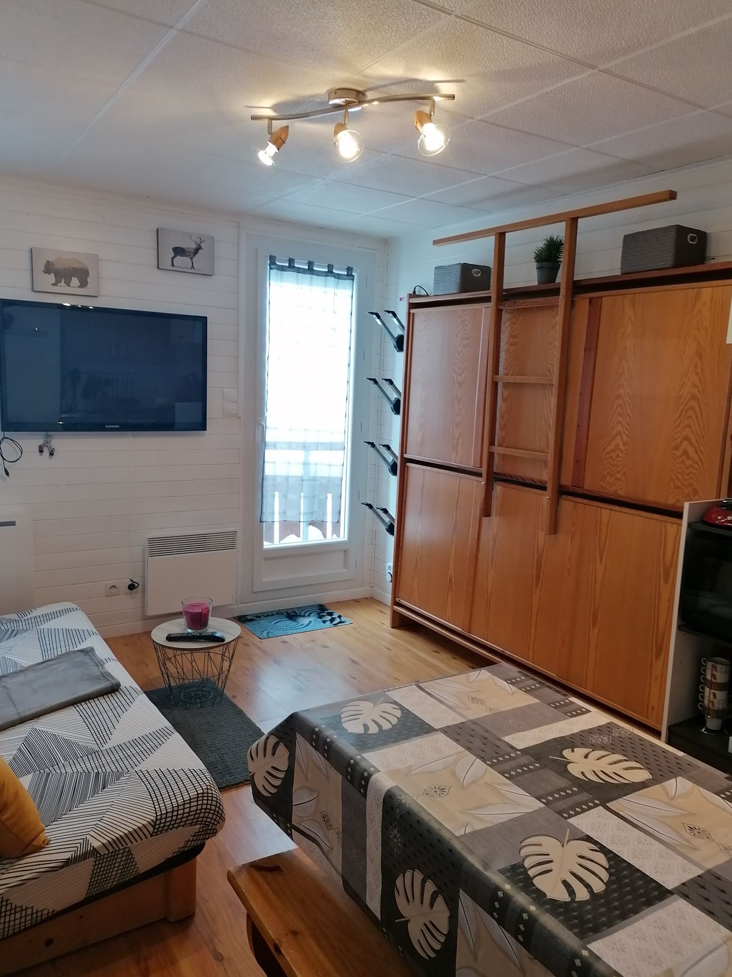 Studio sleeps 4, prapoutel les 7 Laux