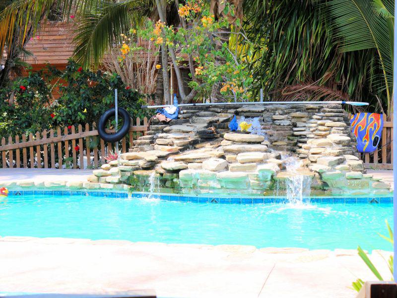 Maya Breeze Basic Room in Stann Creek Mainland, Belize