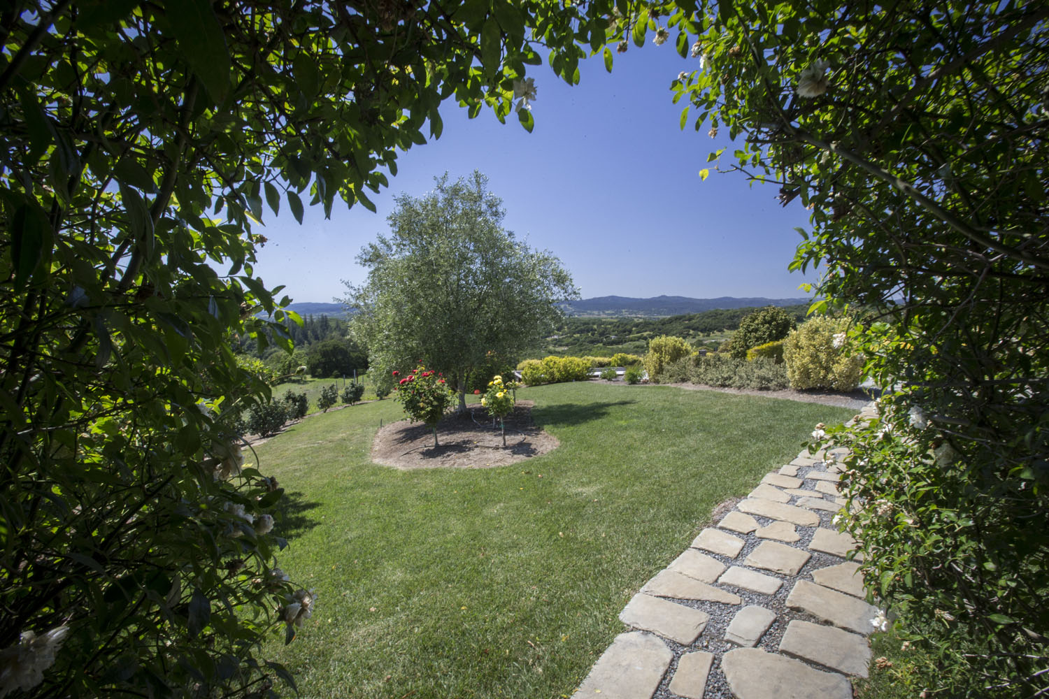 Private Villa With Stunning Views Houses for Rent in Windsor, California, United States