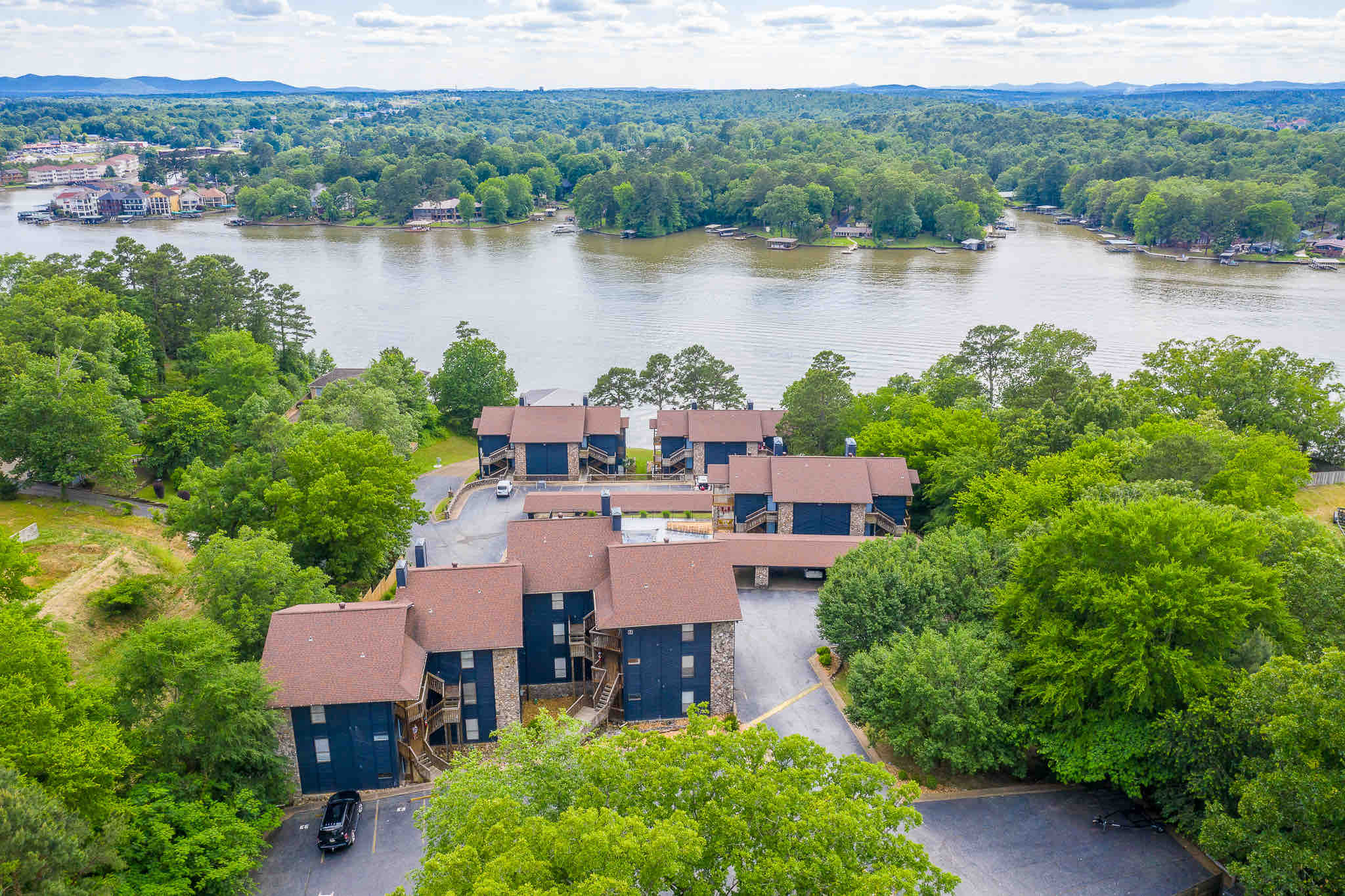 Lakehaven Hot Springs lake view condo! Condominiums for