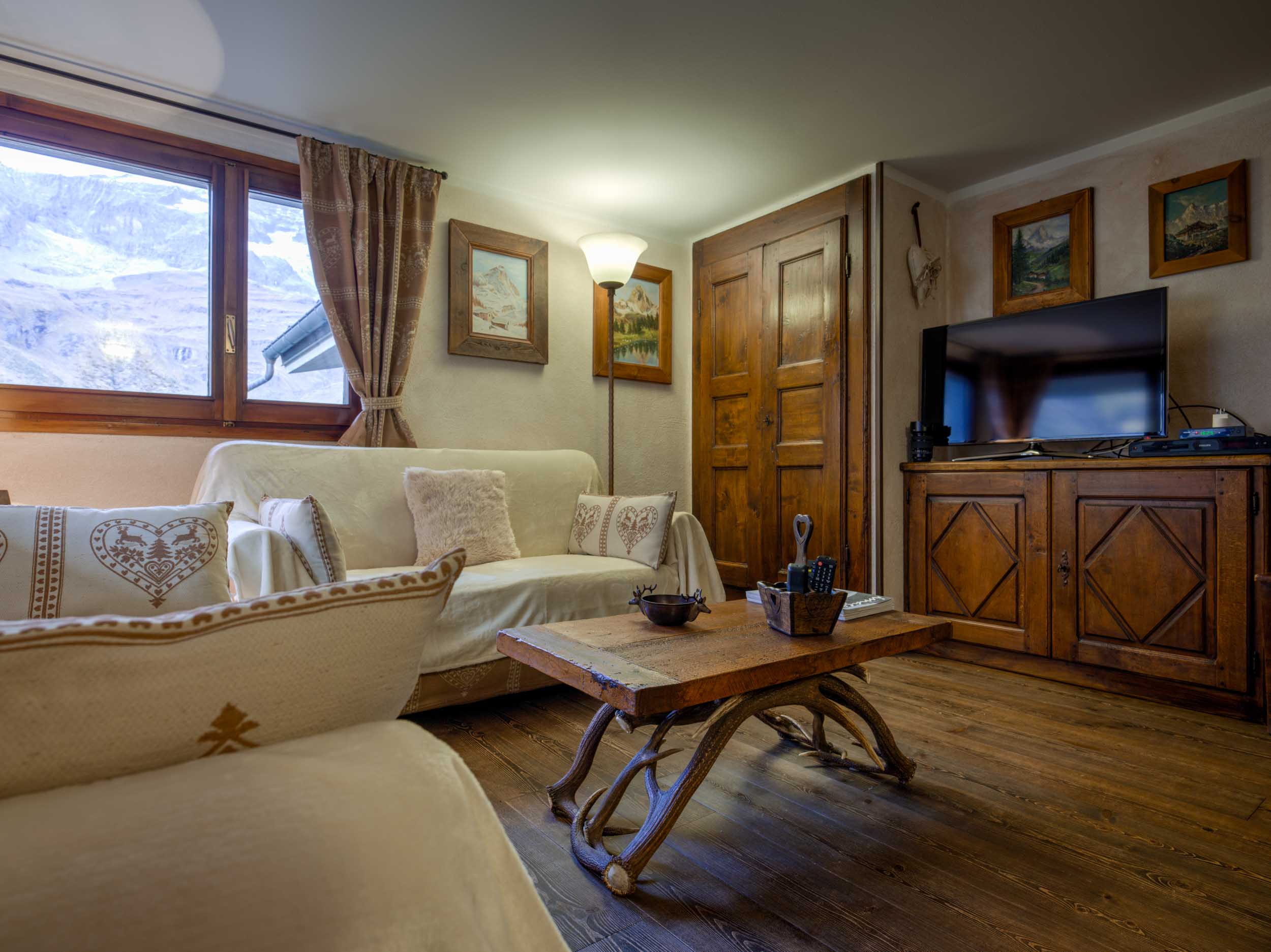 Beautiful apartment overlooking the Matterhorn