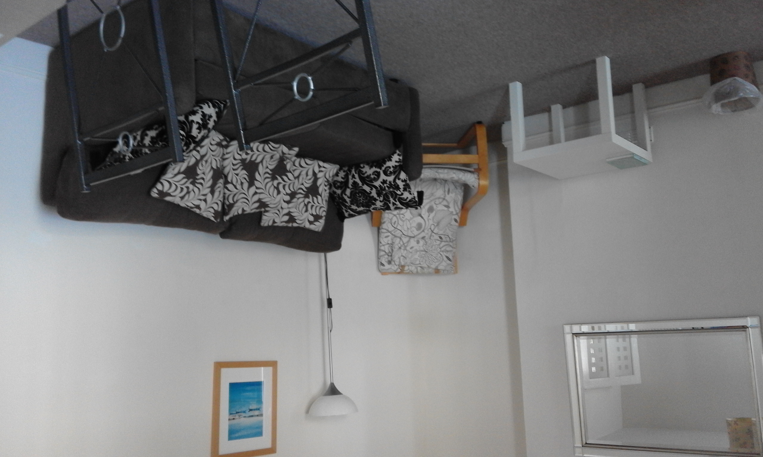 Drayton Upstairs in a country village by the sea Apartments for