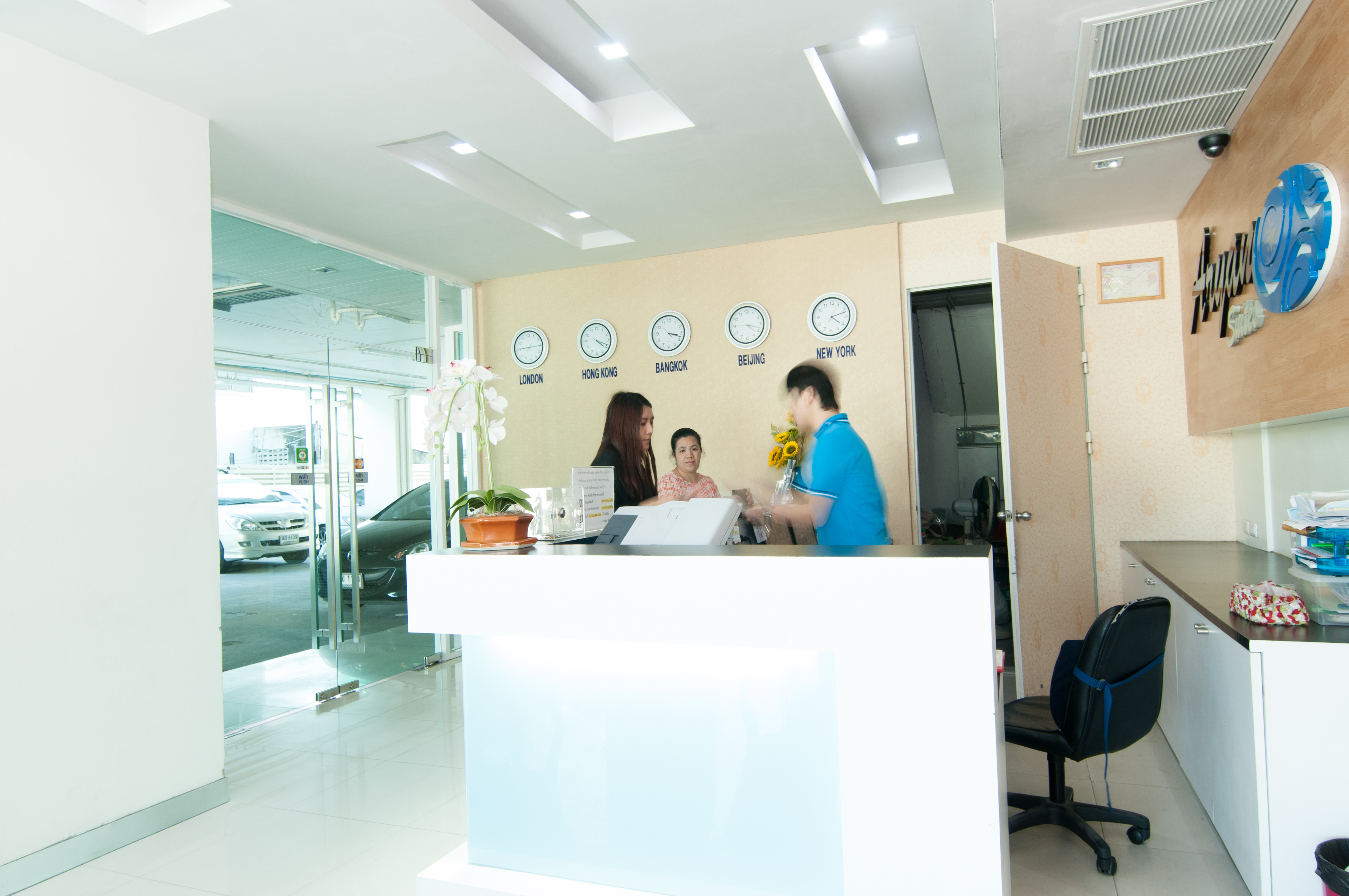 Cosy 1 bed room service apartment! in Din Daeng, Bangkok