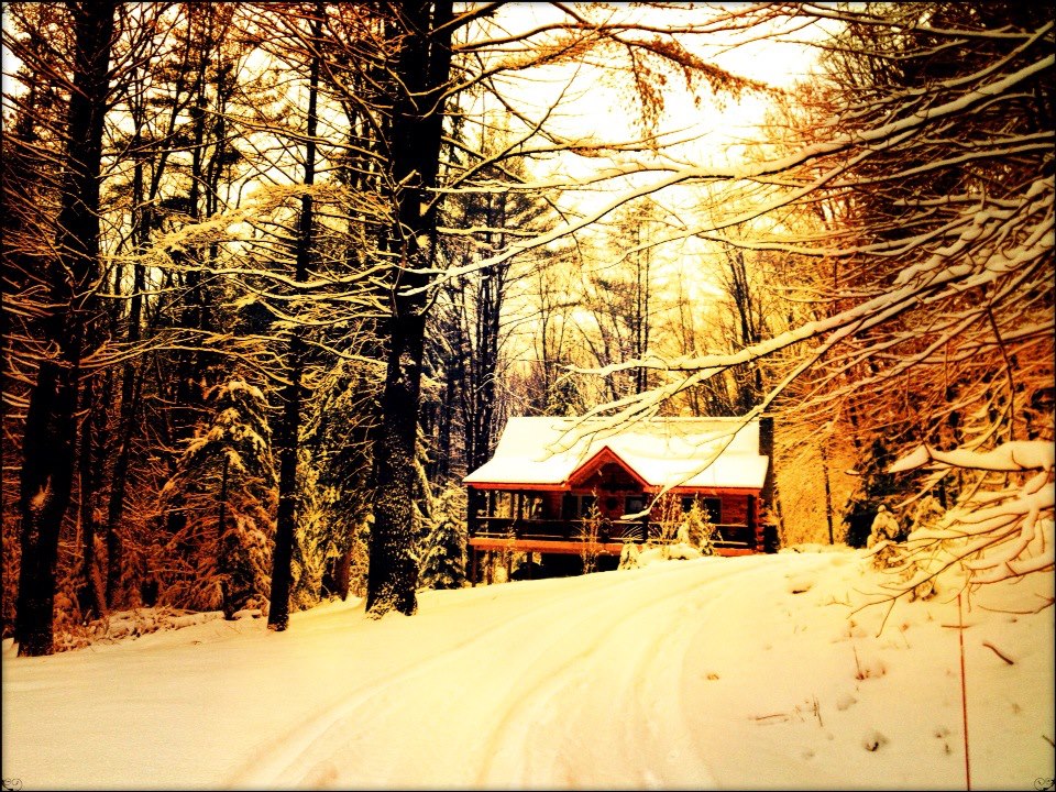 Auskerada Lodge. Seclusion w/dock space Cabins for Rent in Caroga