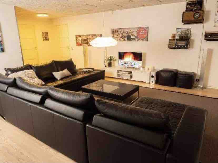 Nice home close to Boxen and Messe Center!