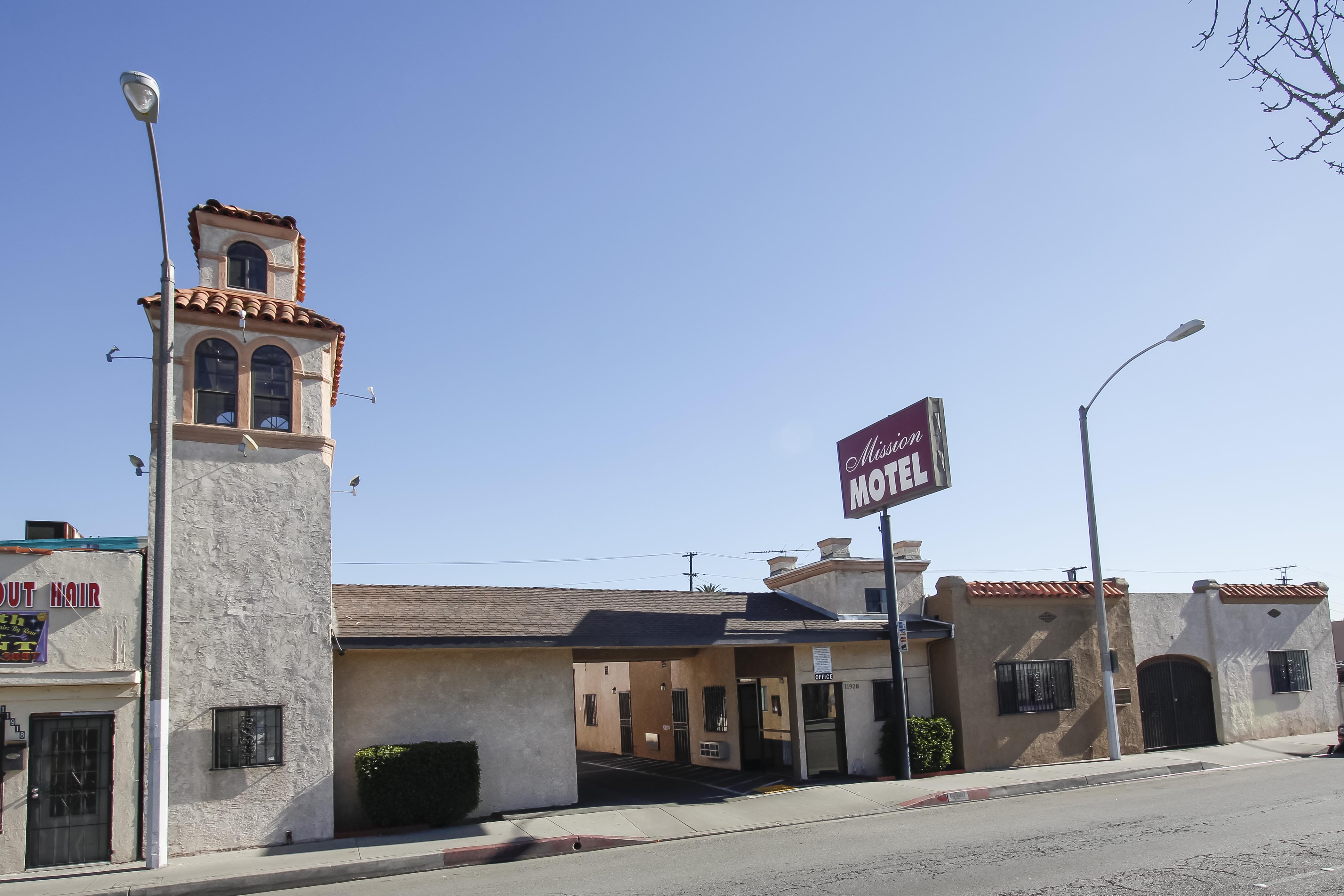 Motel rm Daily / weekly, wi-fi, micro/fridge in Lynwood, Los Angeles
