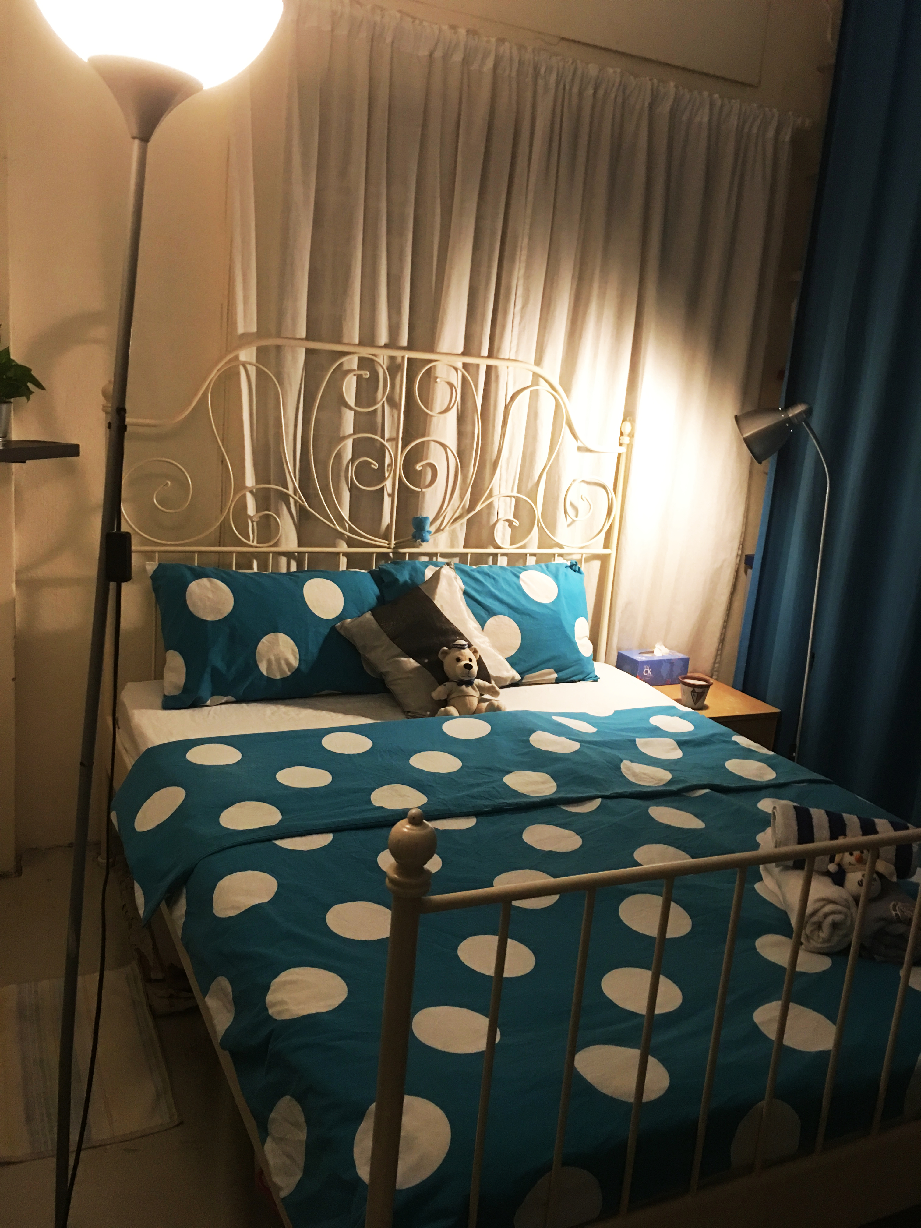 5 mins walk from Newton MRT