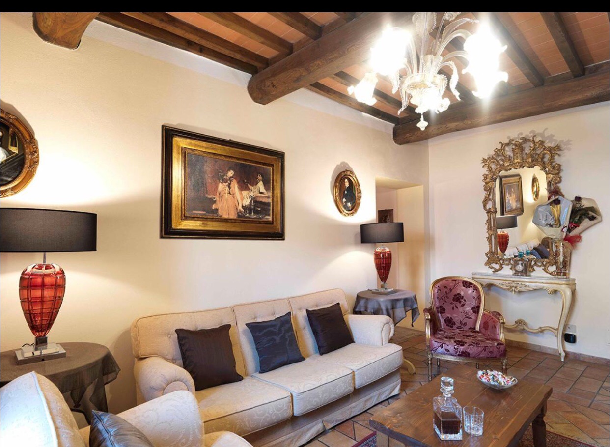 Elegant apartment mq160 in medieval village