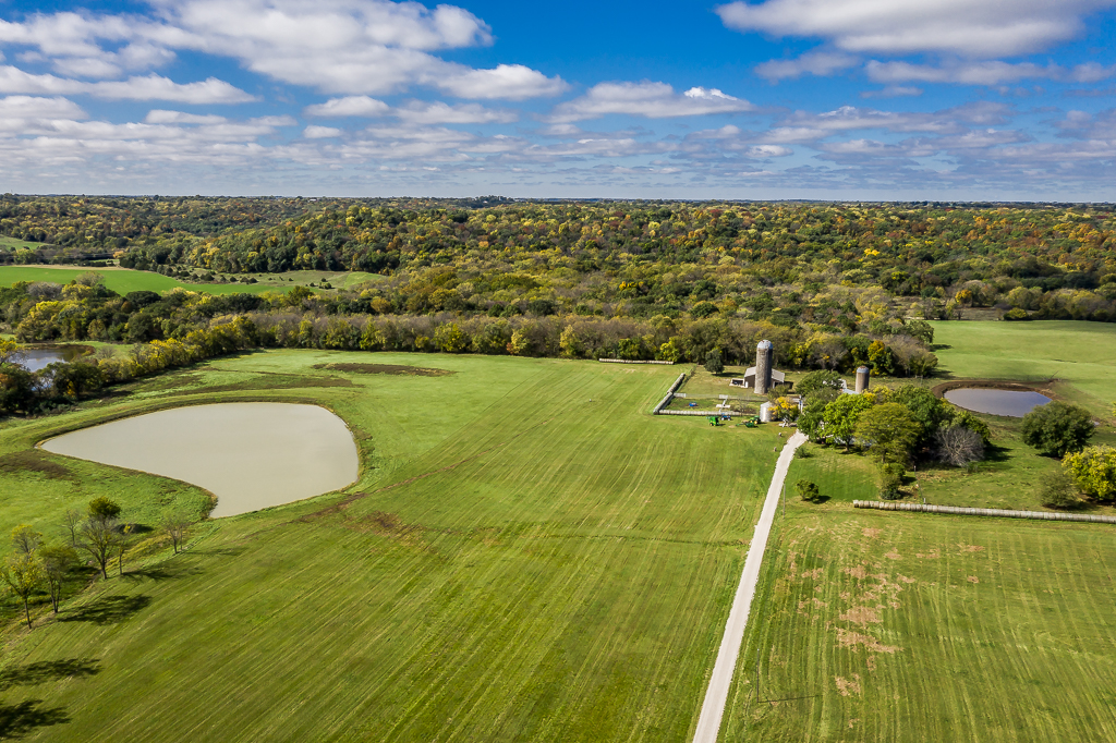 Tonganoxie Farm Stay Farm stays for Rent in Tonganoxie, Kansas