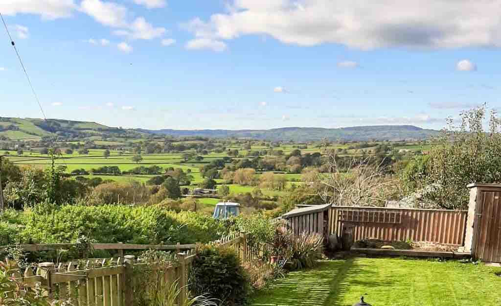 Cosy rural Apartment nr Jurassic Coast & Bridport