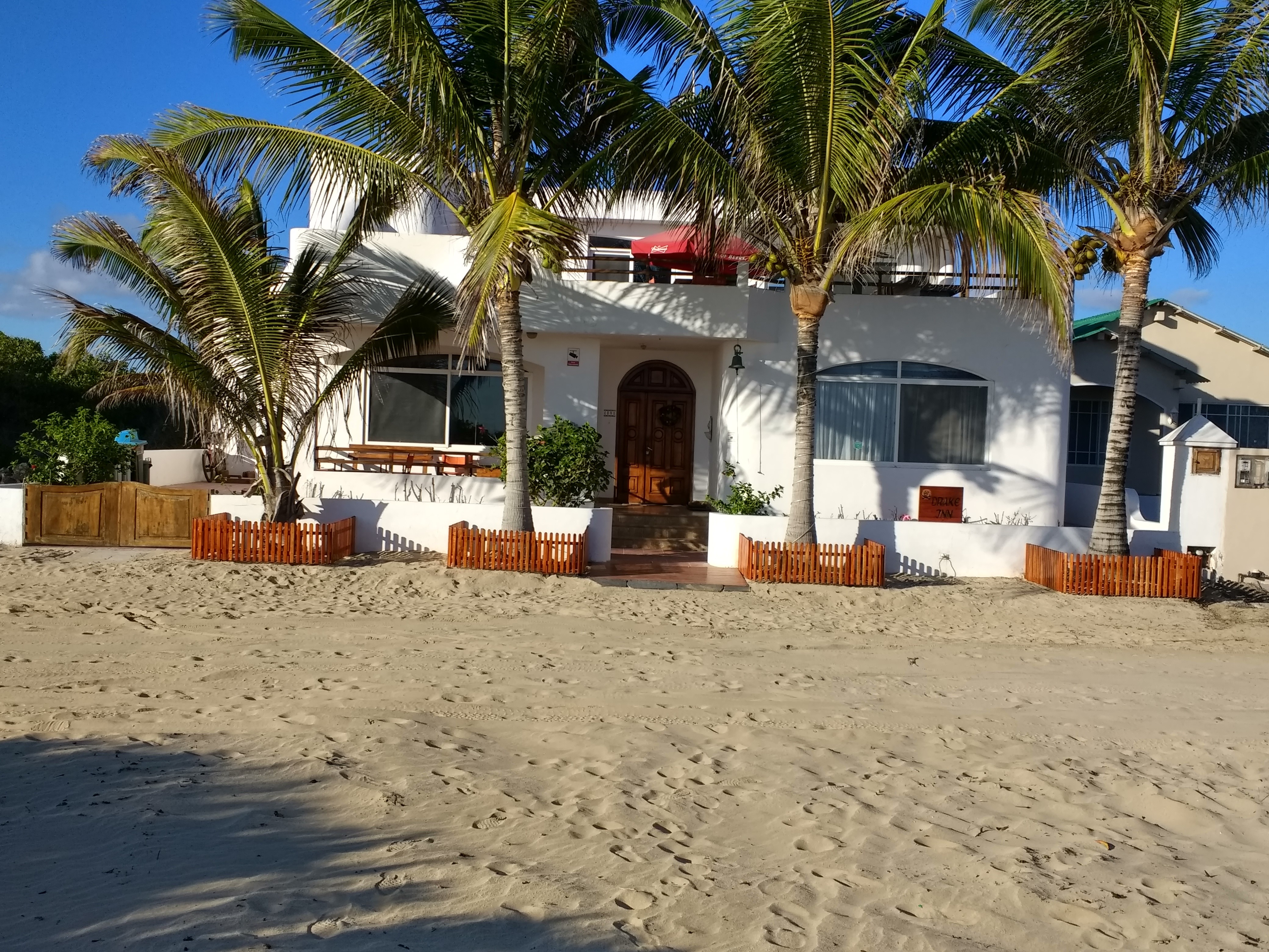 The Drake Inn next to the sea.