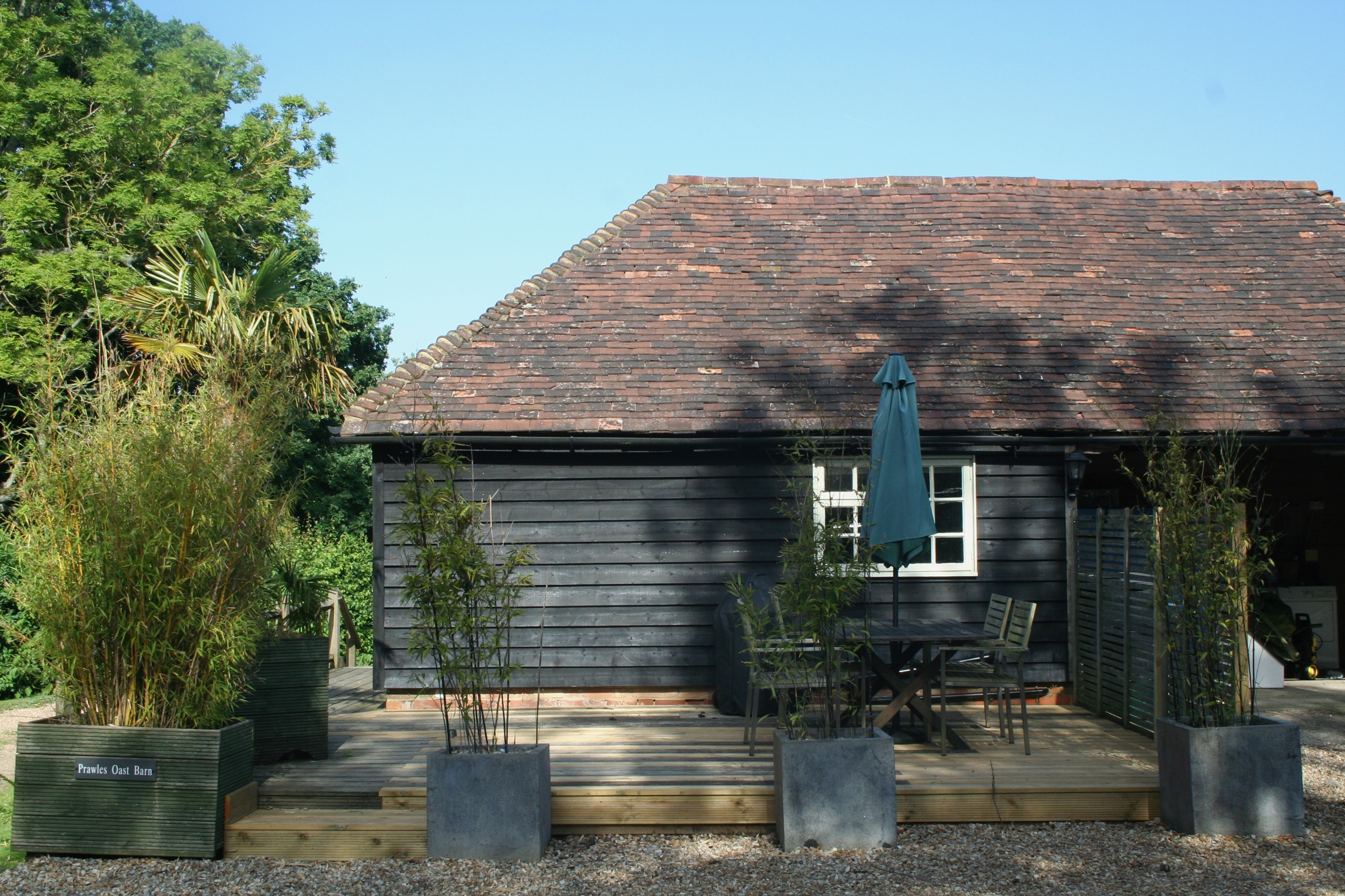The Barn at Prawles Oast Barns for Rent in Robertsbridge, United Kingdom