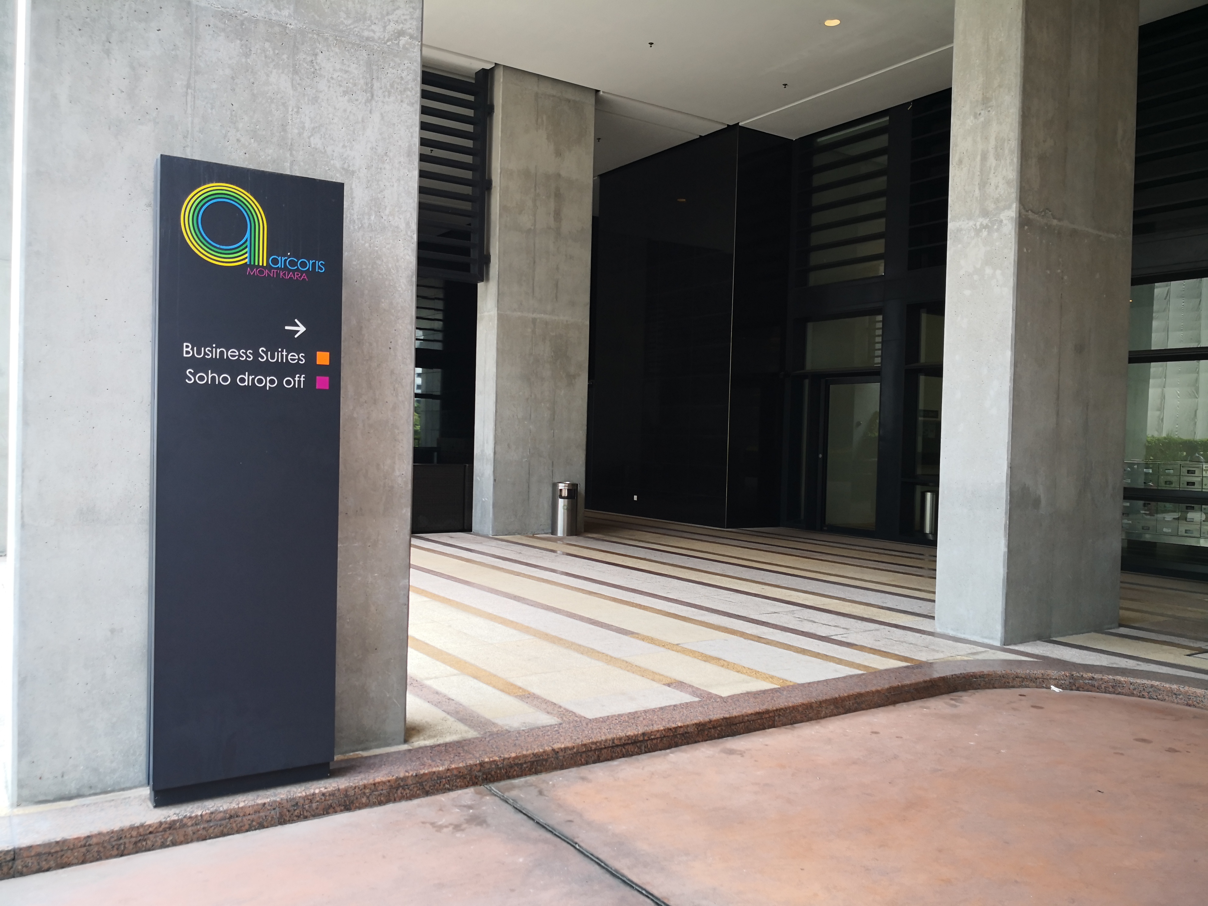 Netflix Comfy Family 1 6pax Mont Kiara Arcoris Condominiums For Rent In Kuala Lumpur Wilayah Persekutuan Kuala Lumpur Malaysia