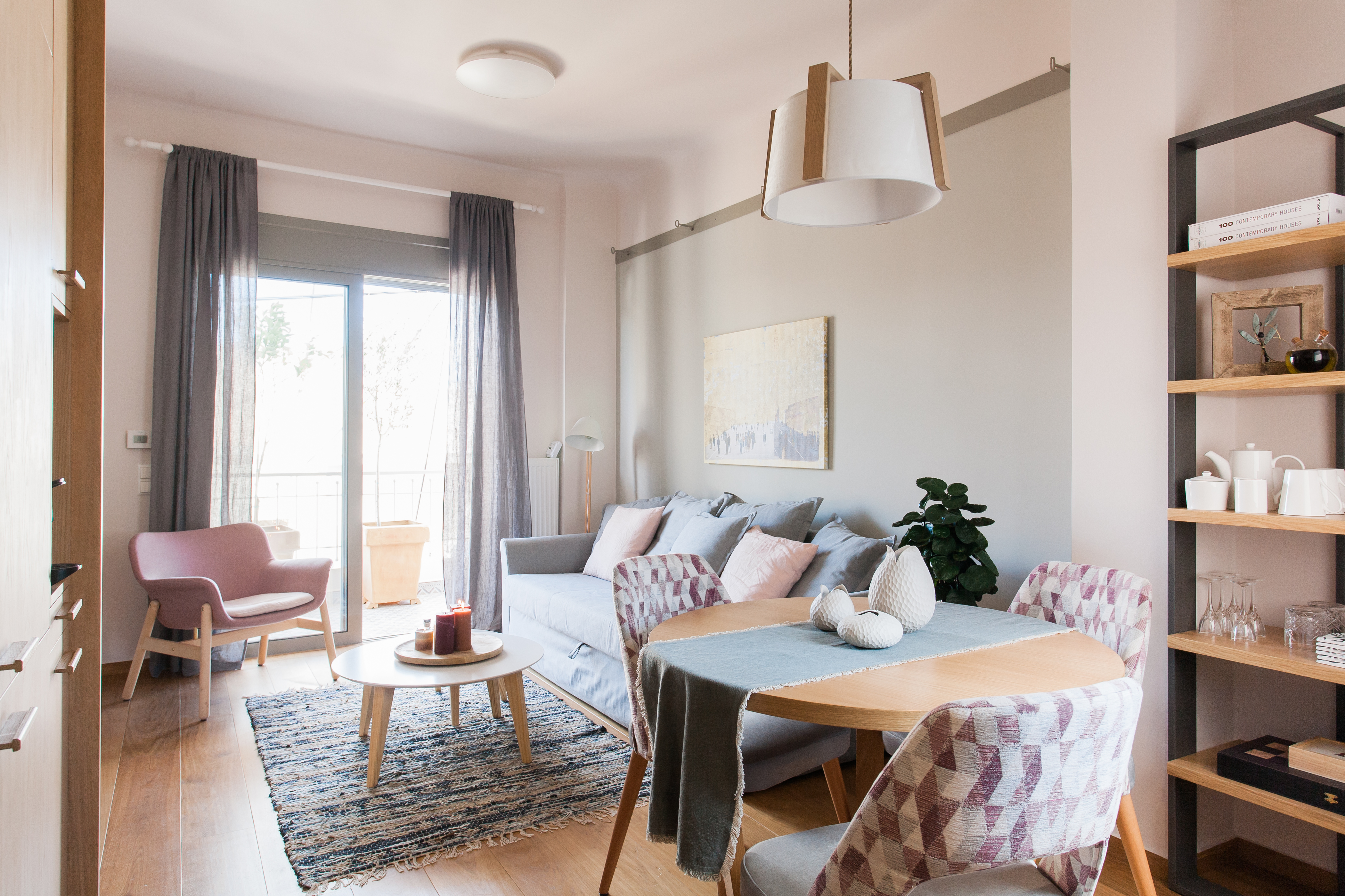Daphne’s Elegant Residence in Thission