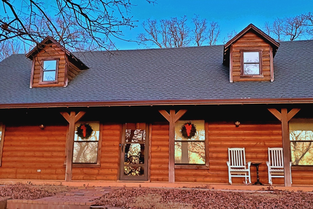 Quail Hollow Luxury Log Cabin Cabins for Rent in Sulphur, Oklahoma, United States