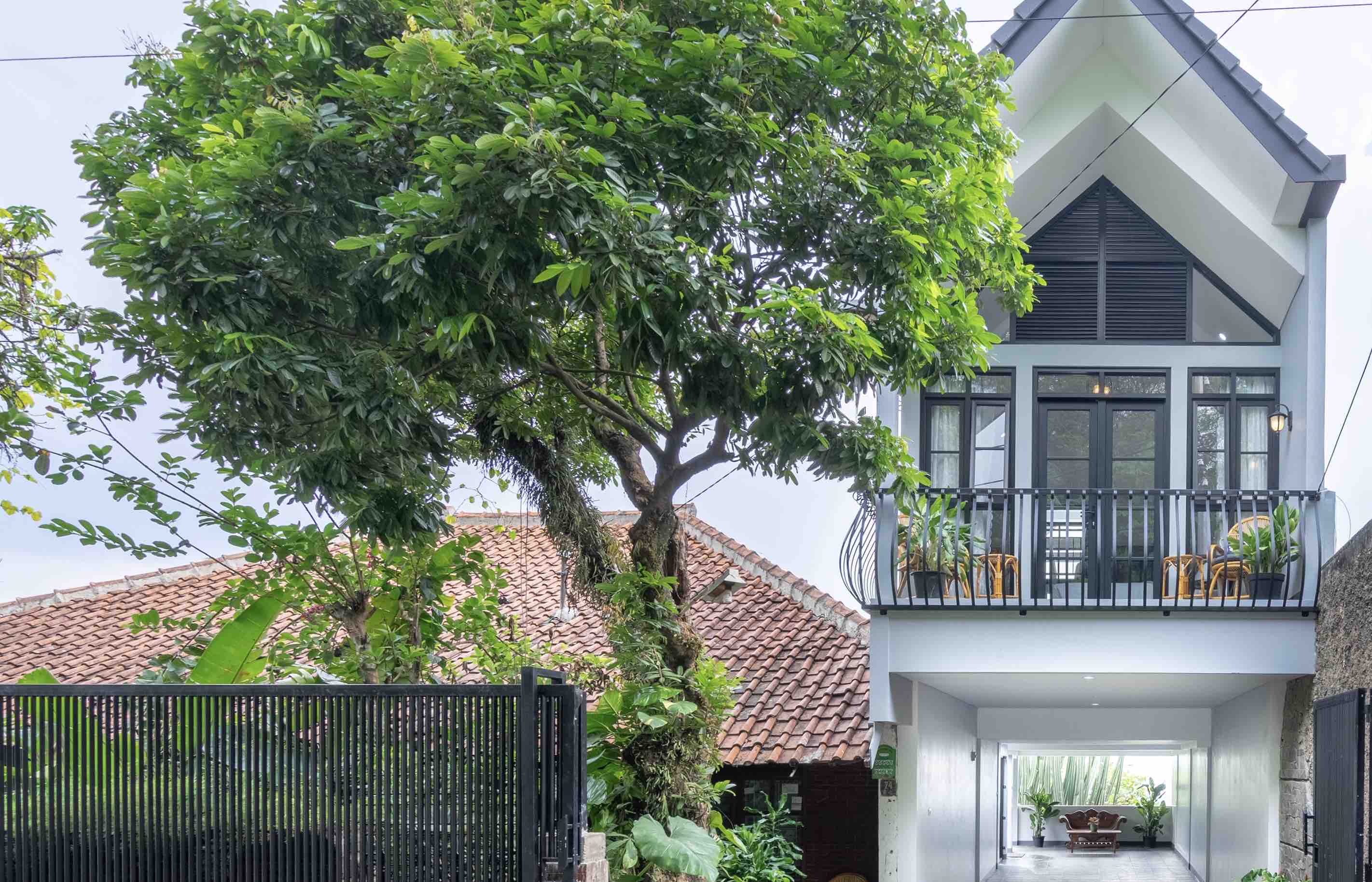 House Of Flowers Amazing View Netflix Bbq Villas For Rent In Kecamatan Cimenyan Jawa Barat Indonesia