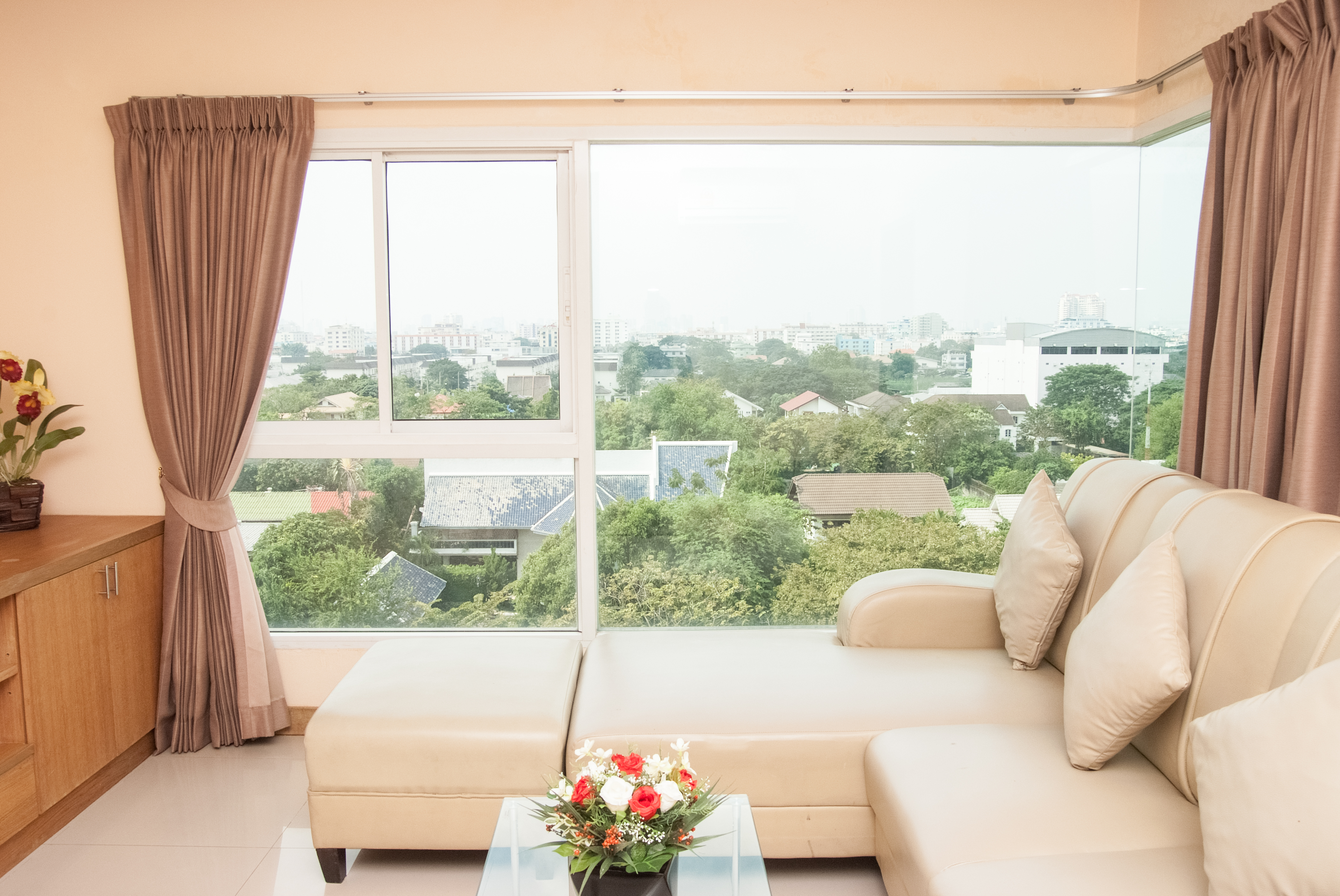 Suite Room 3 at MetroPoint in Bang Kapi, Bangkok