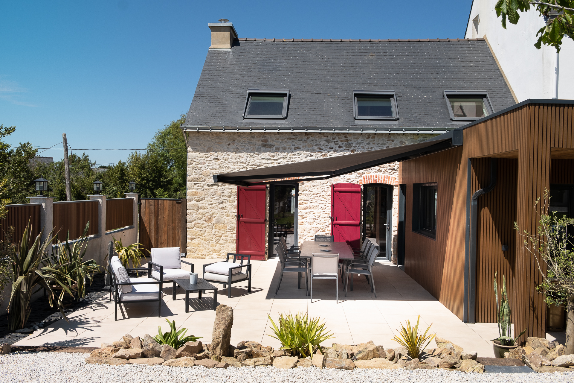 Pretty fully renovated Breton farmhouse