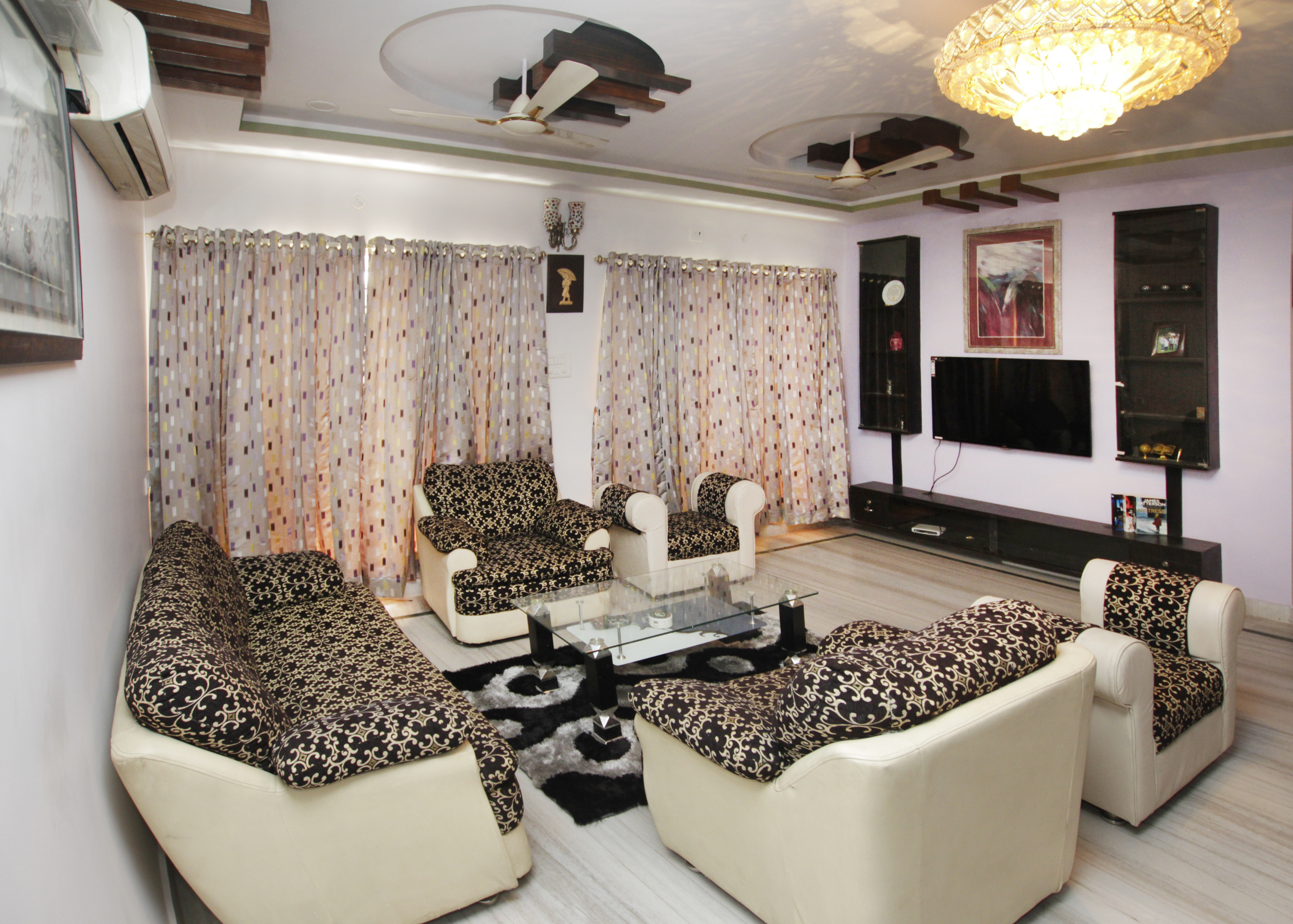 bhk flat fully furnished