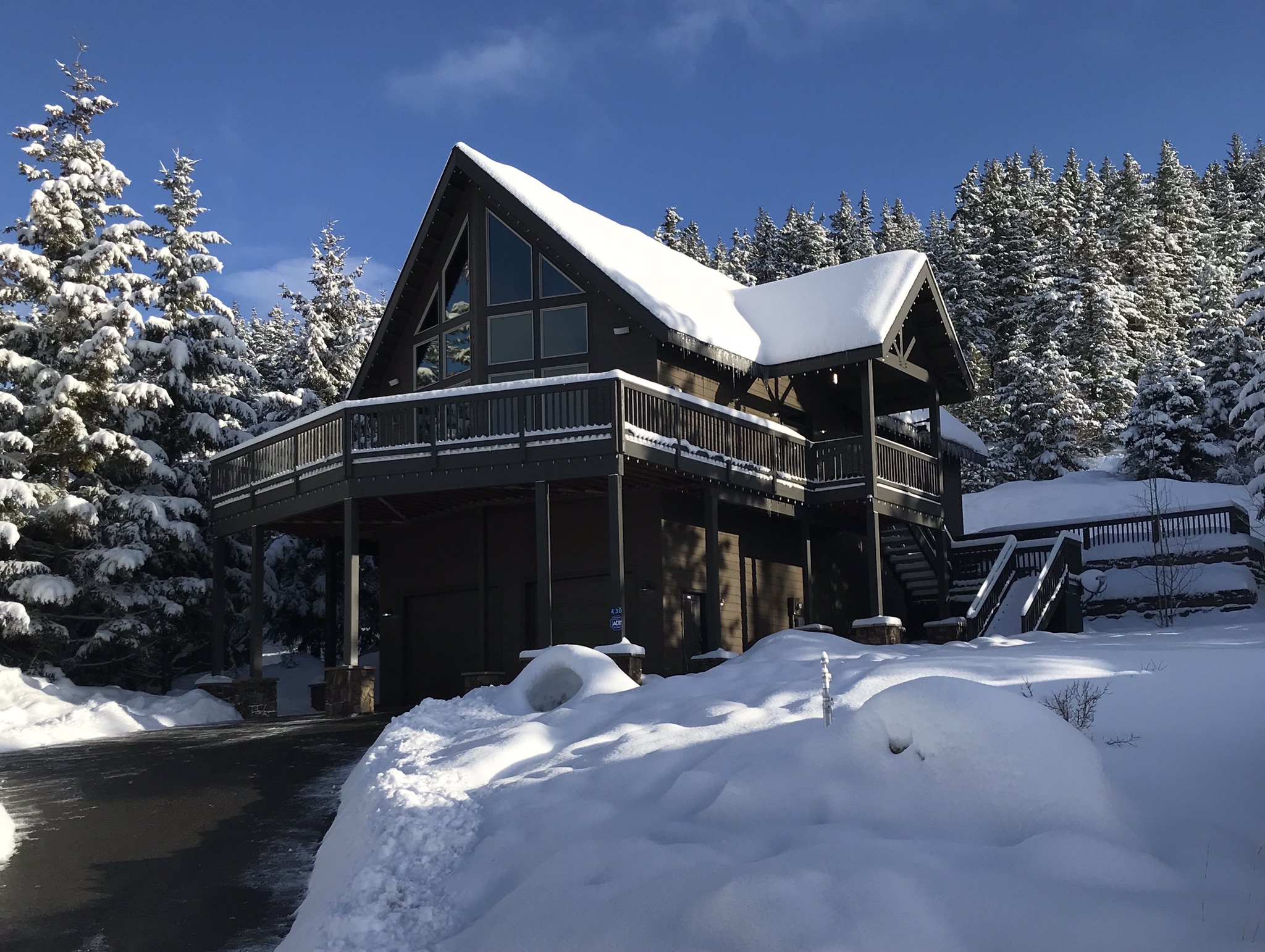 Beautiful Roslyn Ridge View Home! Near Suncadia! Chalets for Rent in