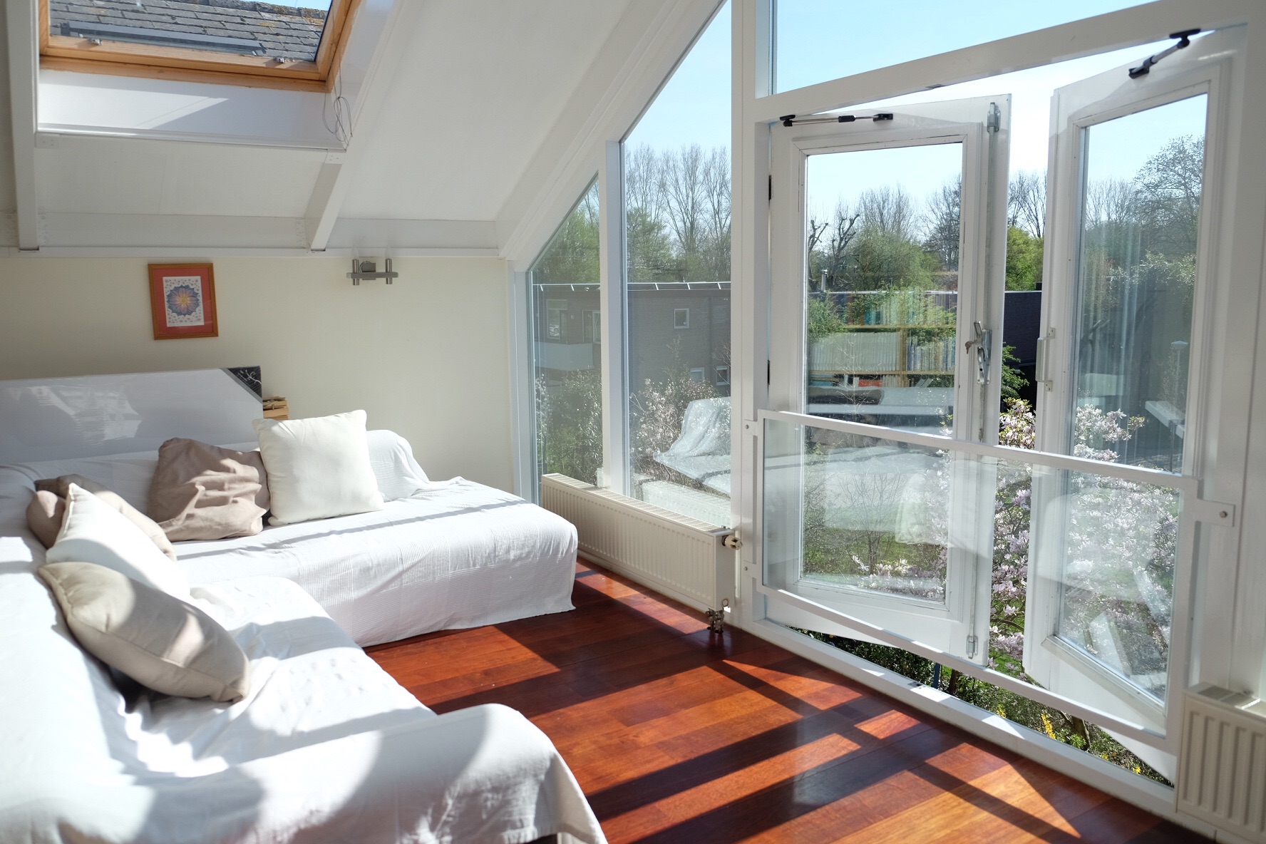 Private floor (50 m2/538ft2) in Amsterdam Noord — Amsterdam stay