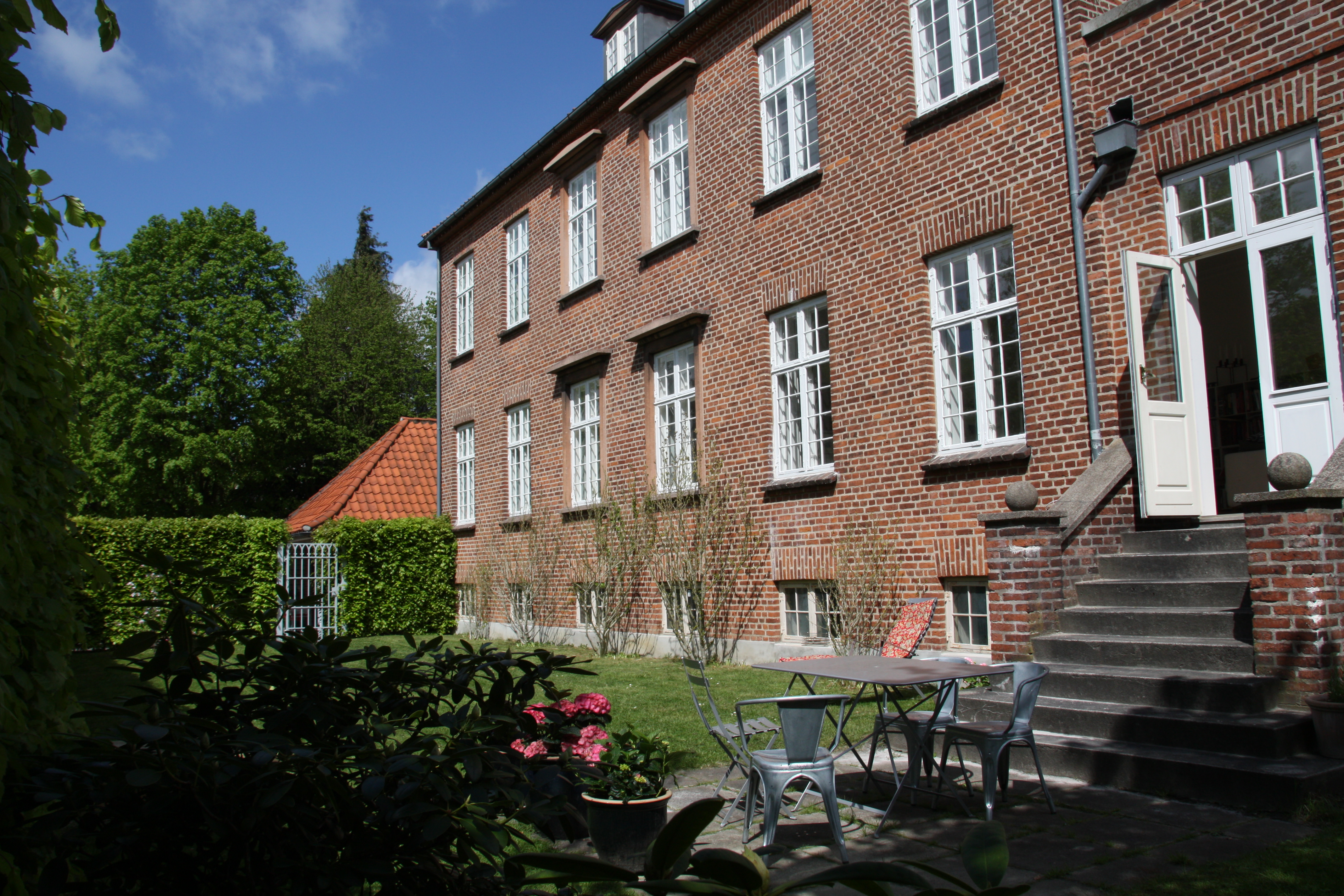Child-friendly villa apt. w. garden in Frederiksberg, Copenhagen