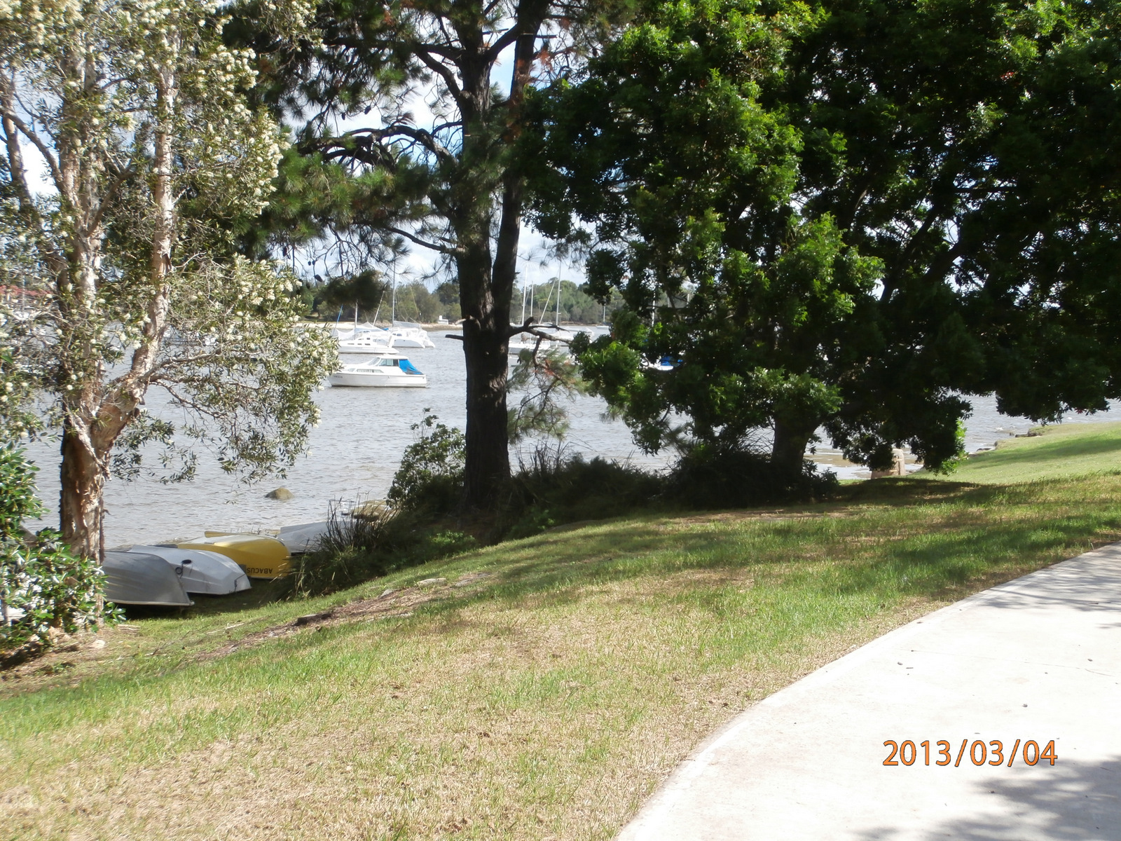 WATERFRONT APARTMENT AT PUTNEY, NSW Apartments for Rent in Putney