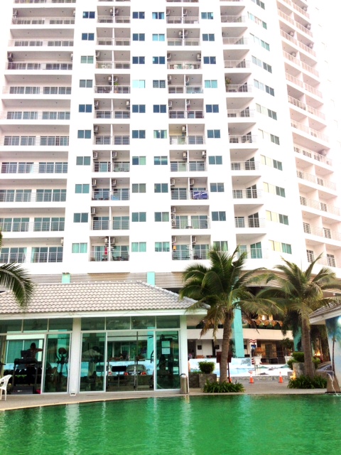 New, Stylish & Luxury Studio Condo in Sai Mai, Bangkok
